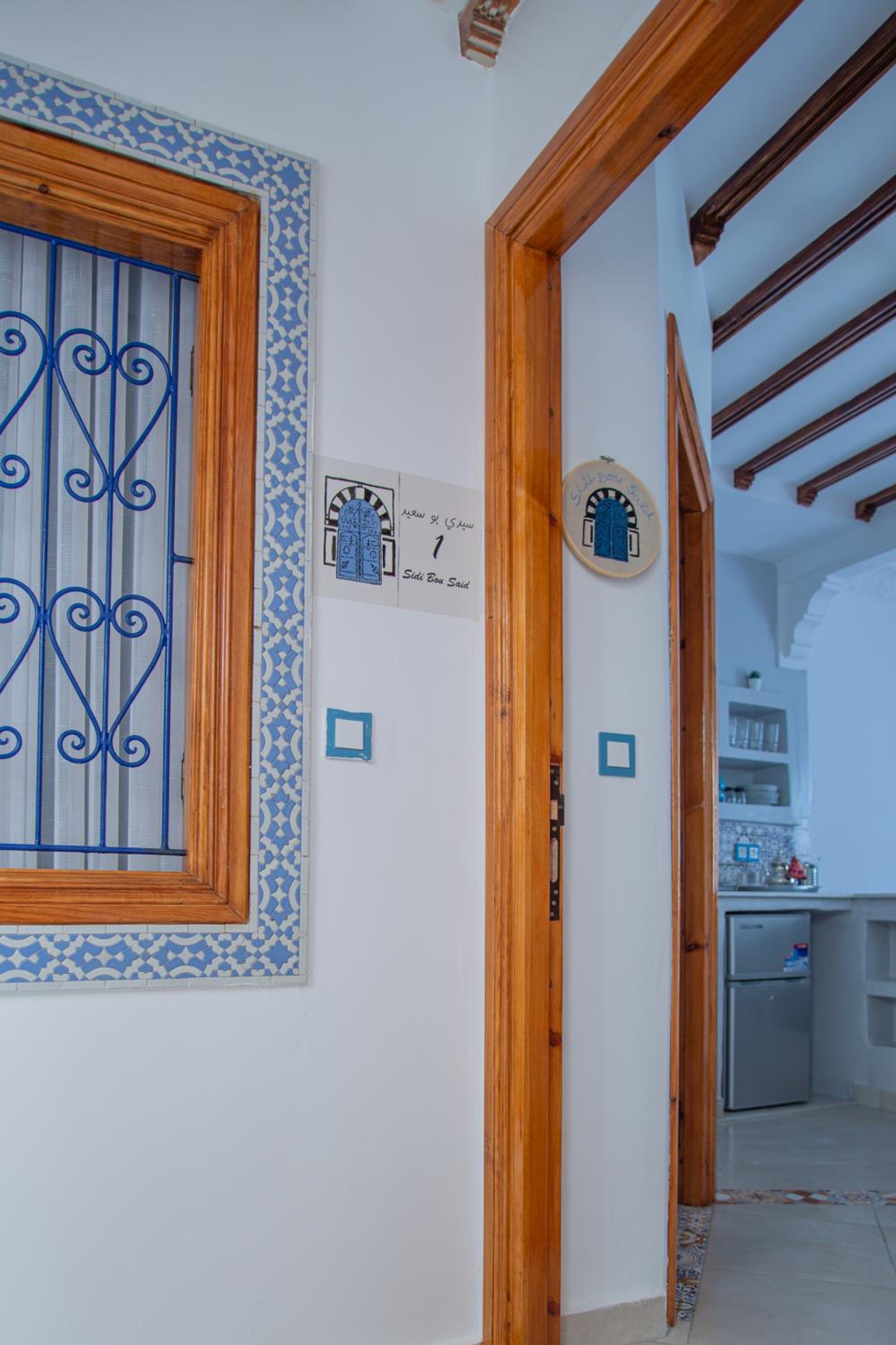 Two-Bedroom Apartment with Balcony photo 2