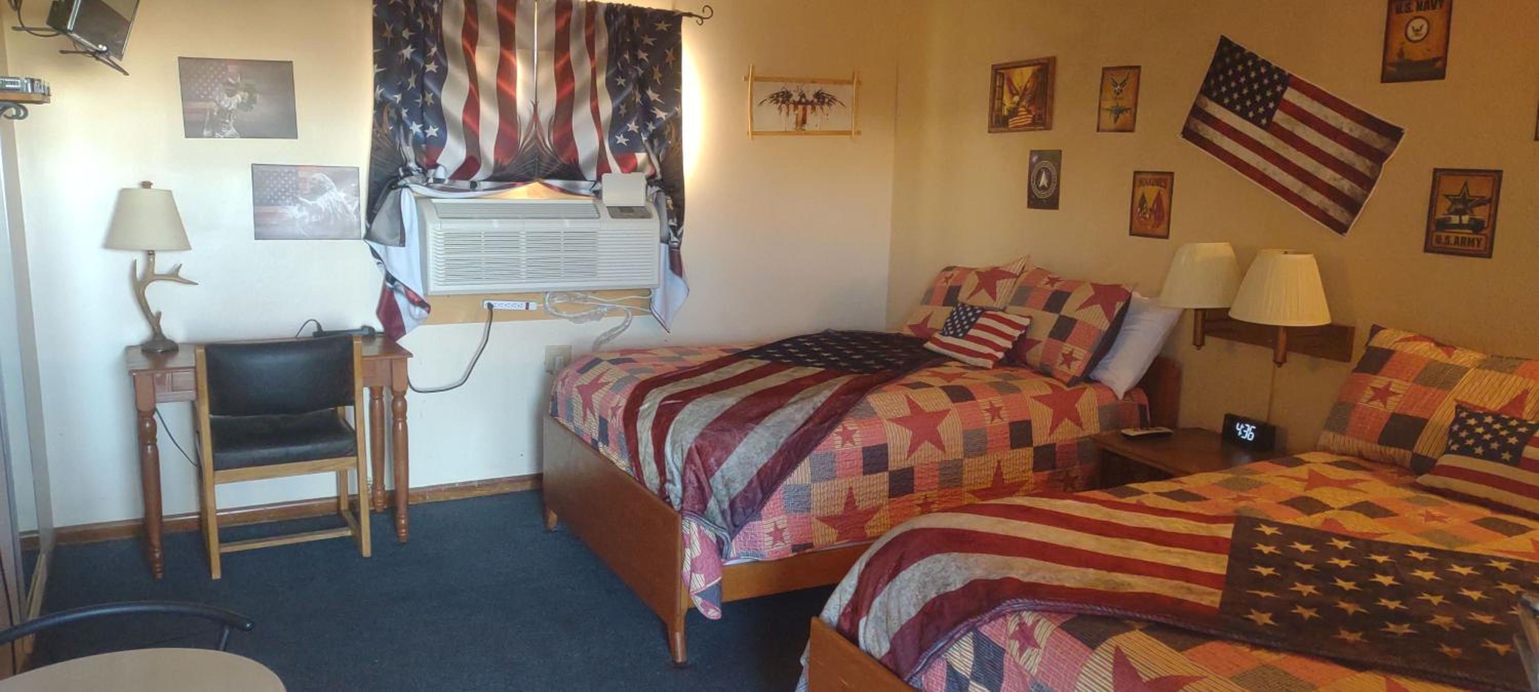 Deluxe Family Room photo 1