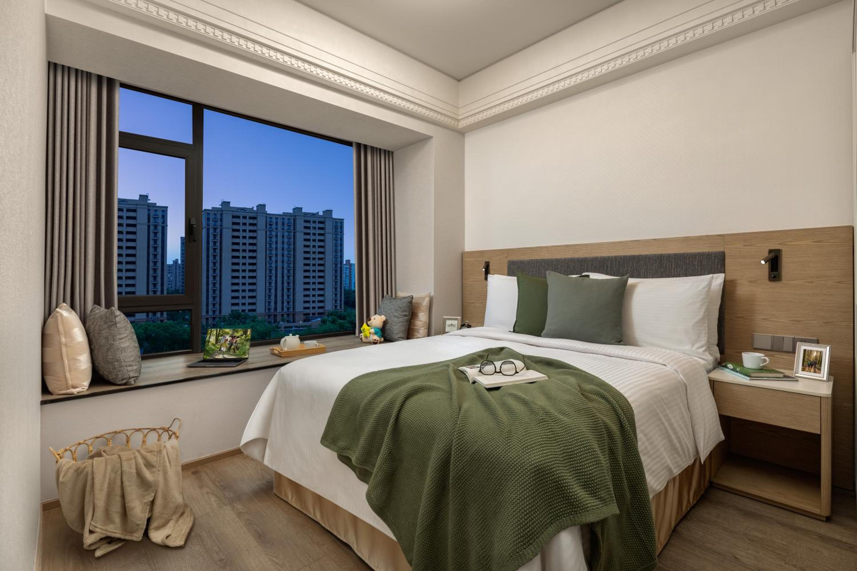 One-Bedroom Deluxe