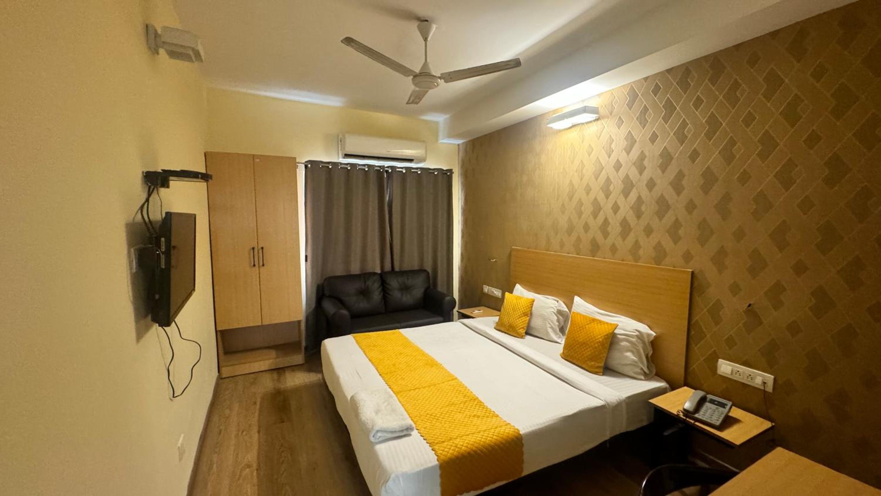Superior Queen Room