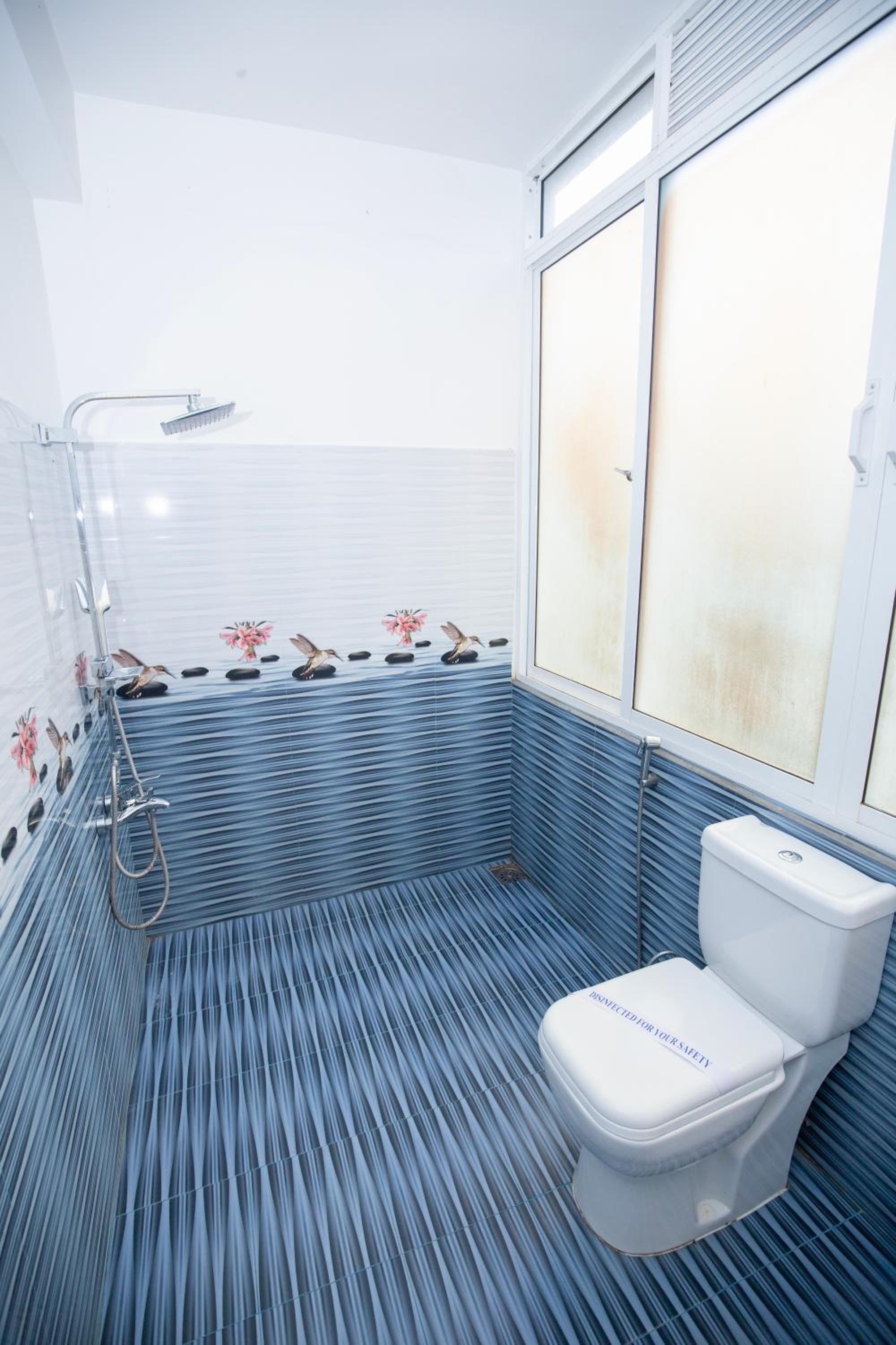Deluxe Room - Photo 10