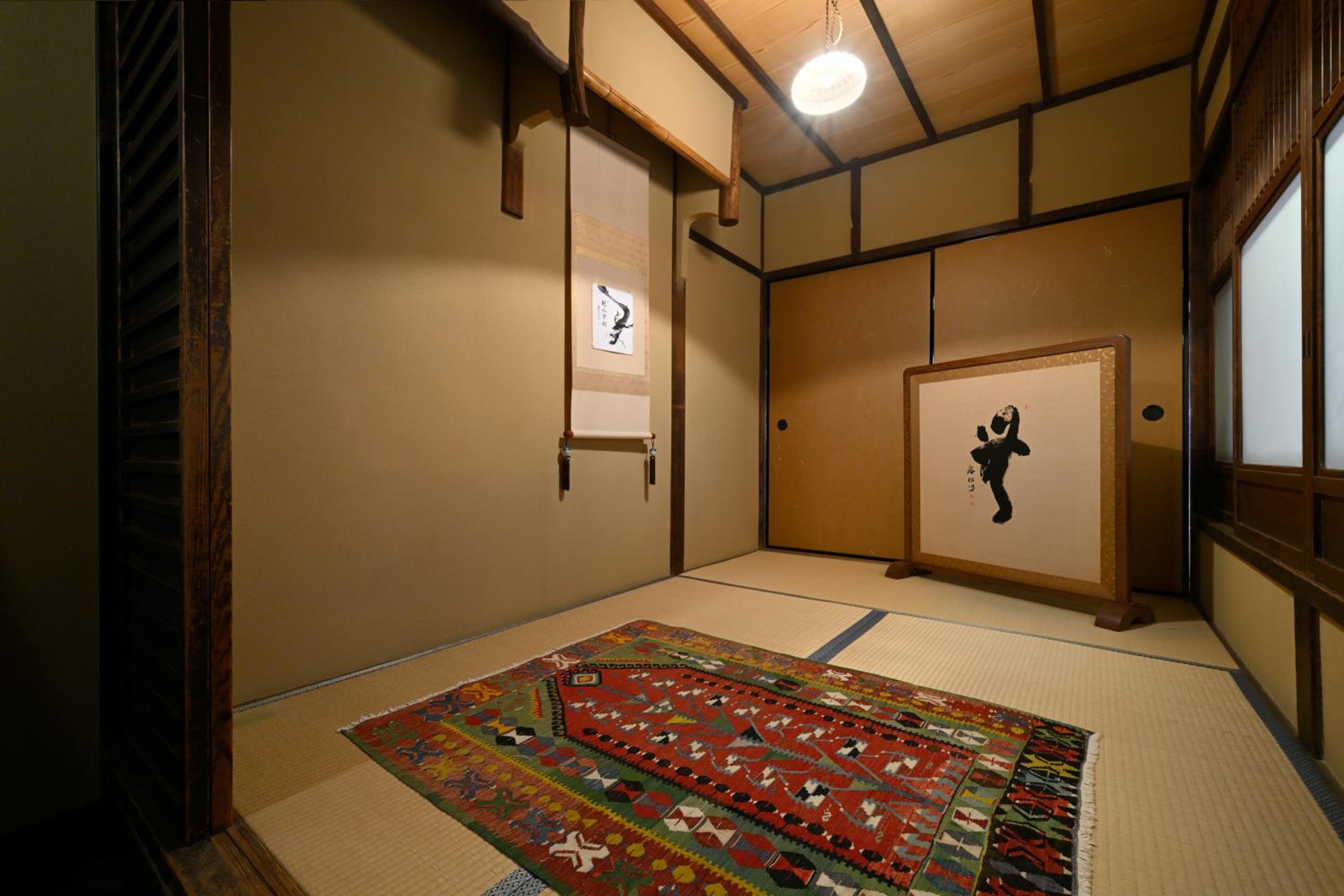 Large Double Room photo 1