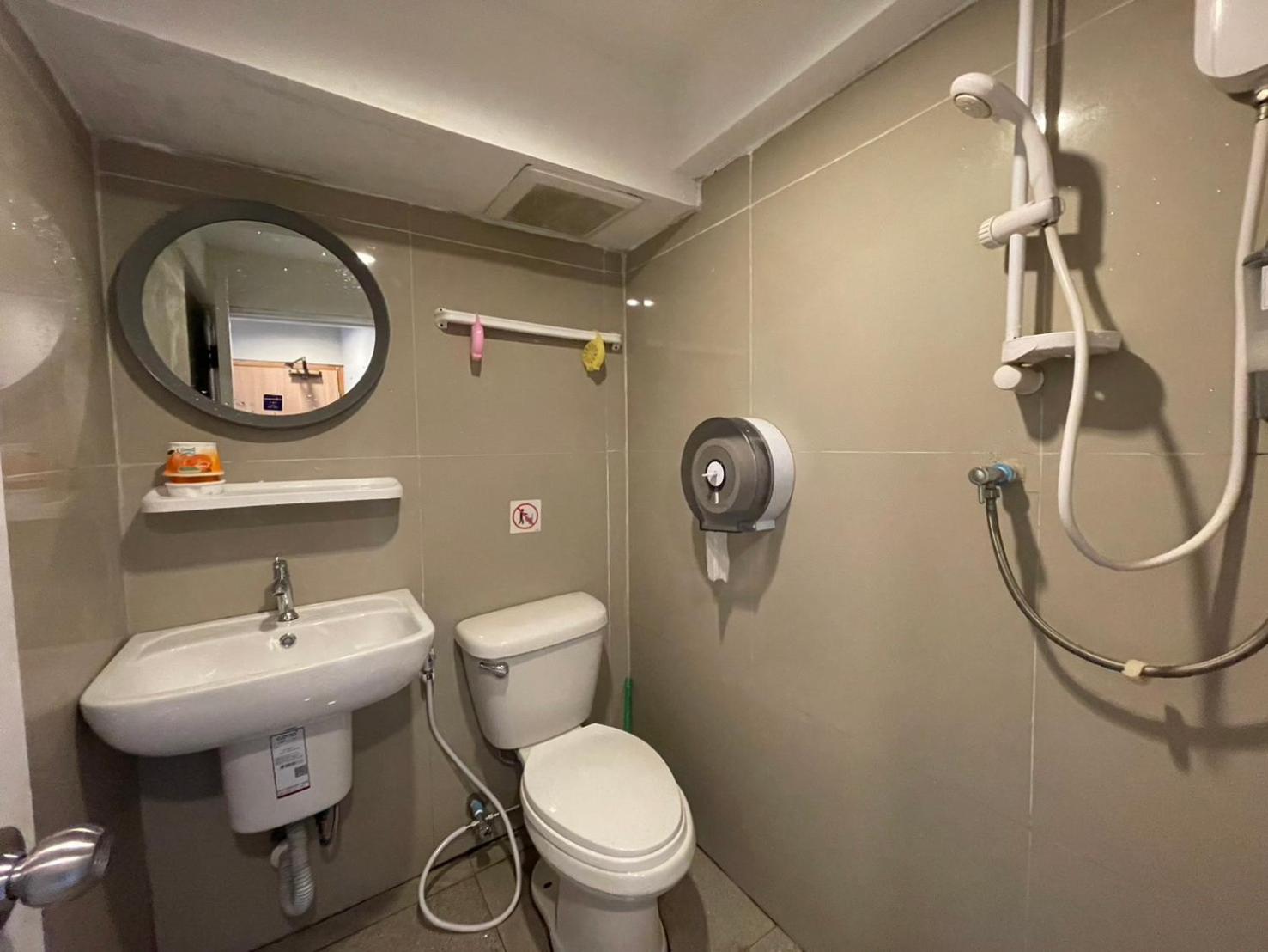 Double Room with Private Bathroom photo 3