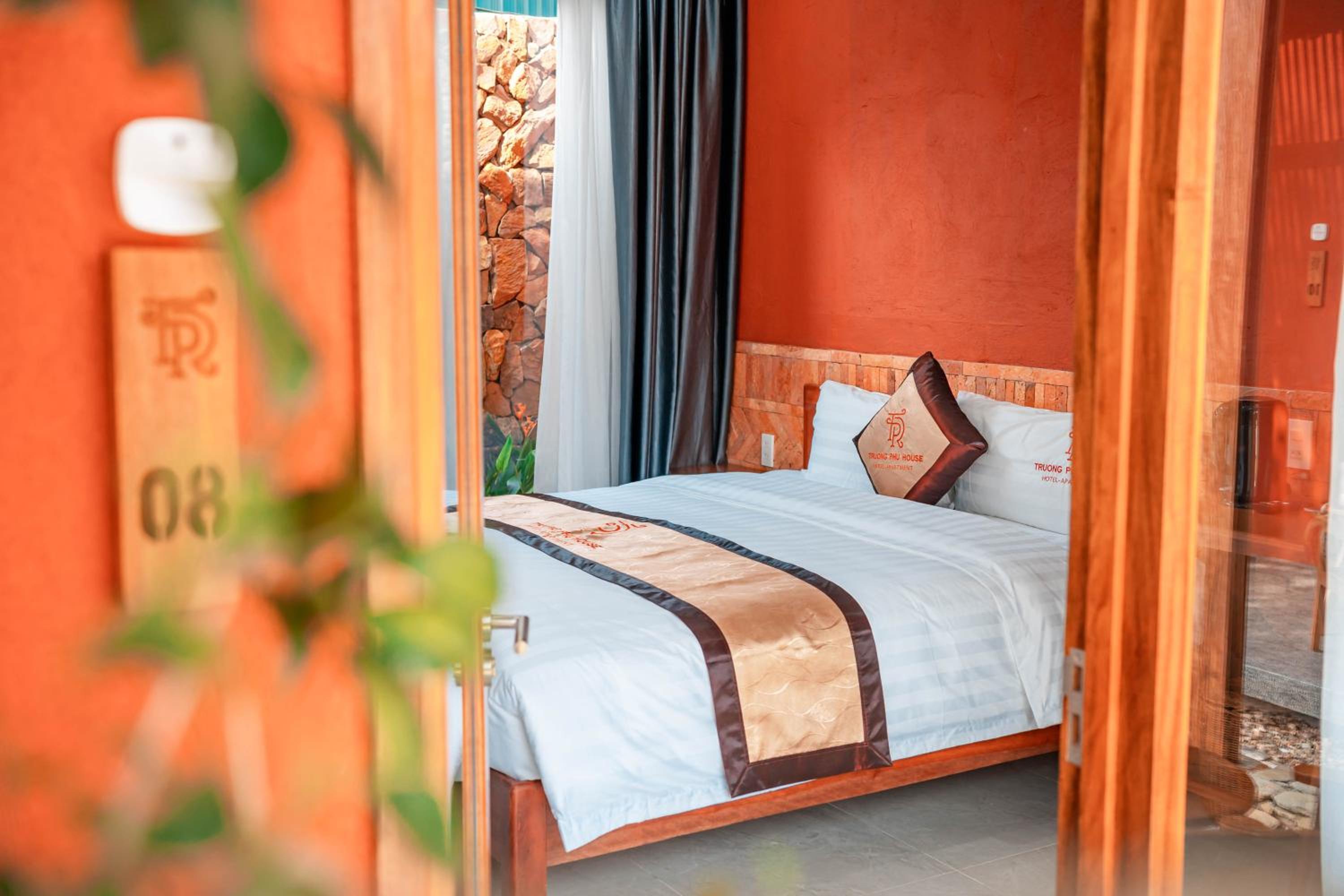 Double Room with Patio photo 1