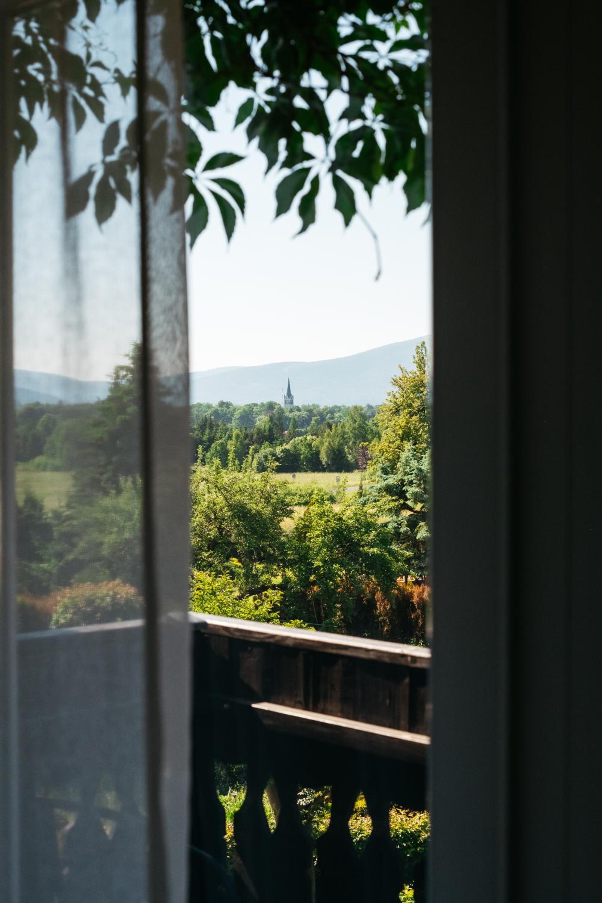 Double Room with Balcony - Photo 6