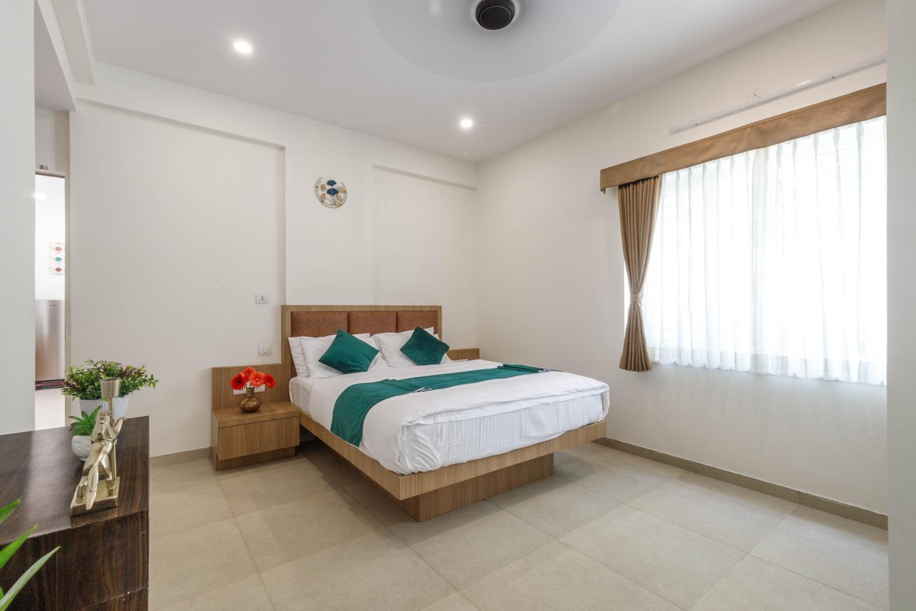 One-Bedroom Apartment - Photo 31
