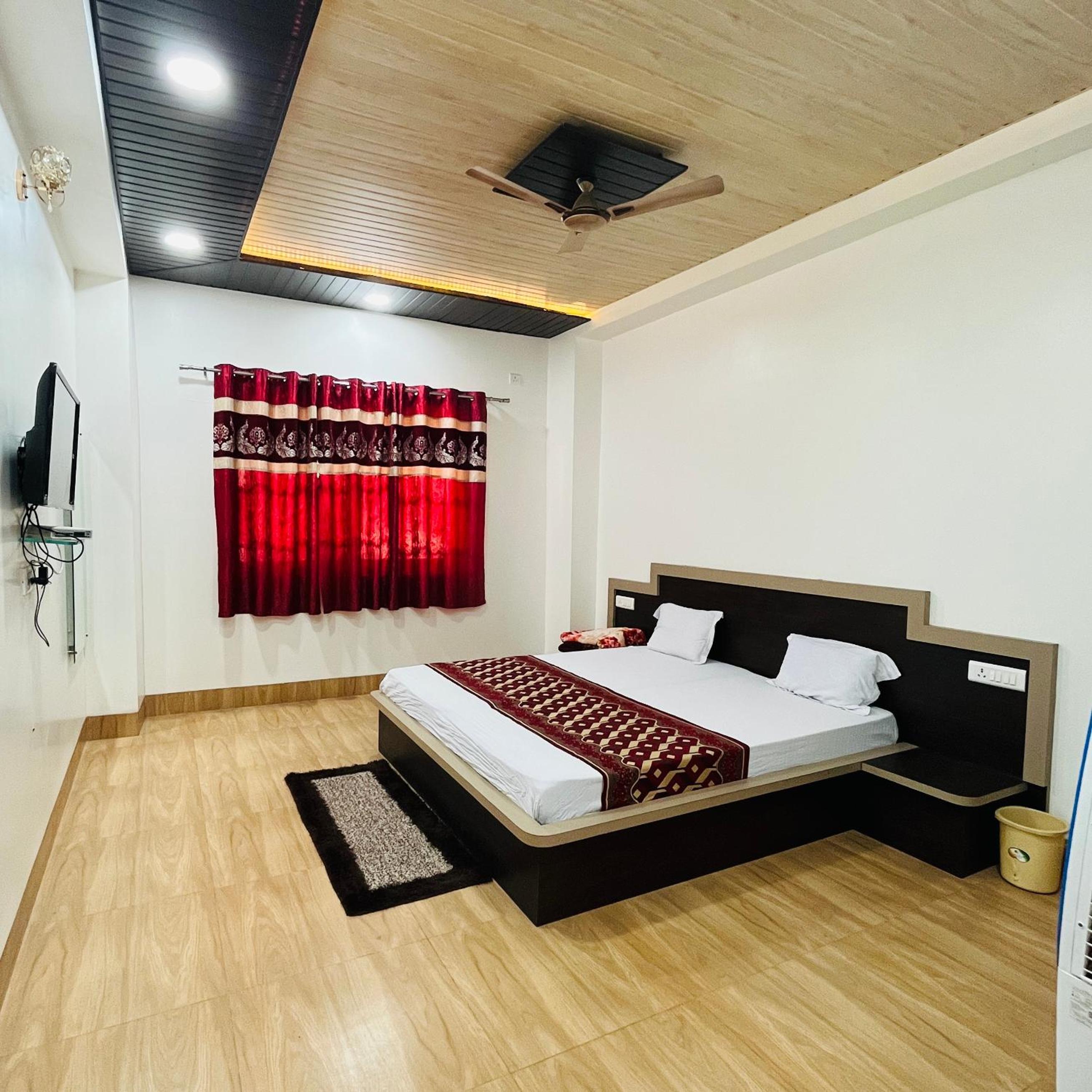 Budget Double Room photo 1
