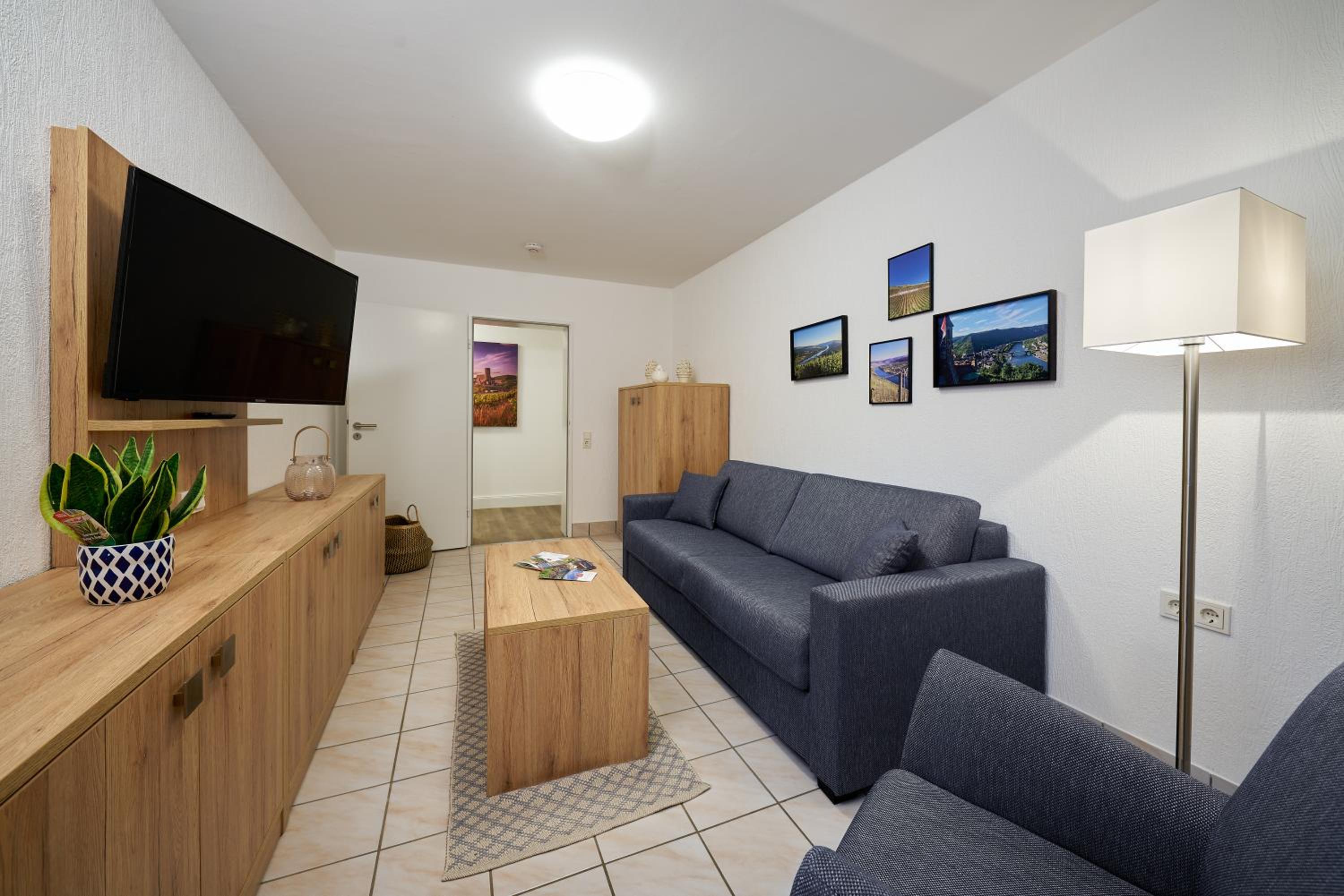 Apartment photo 3