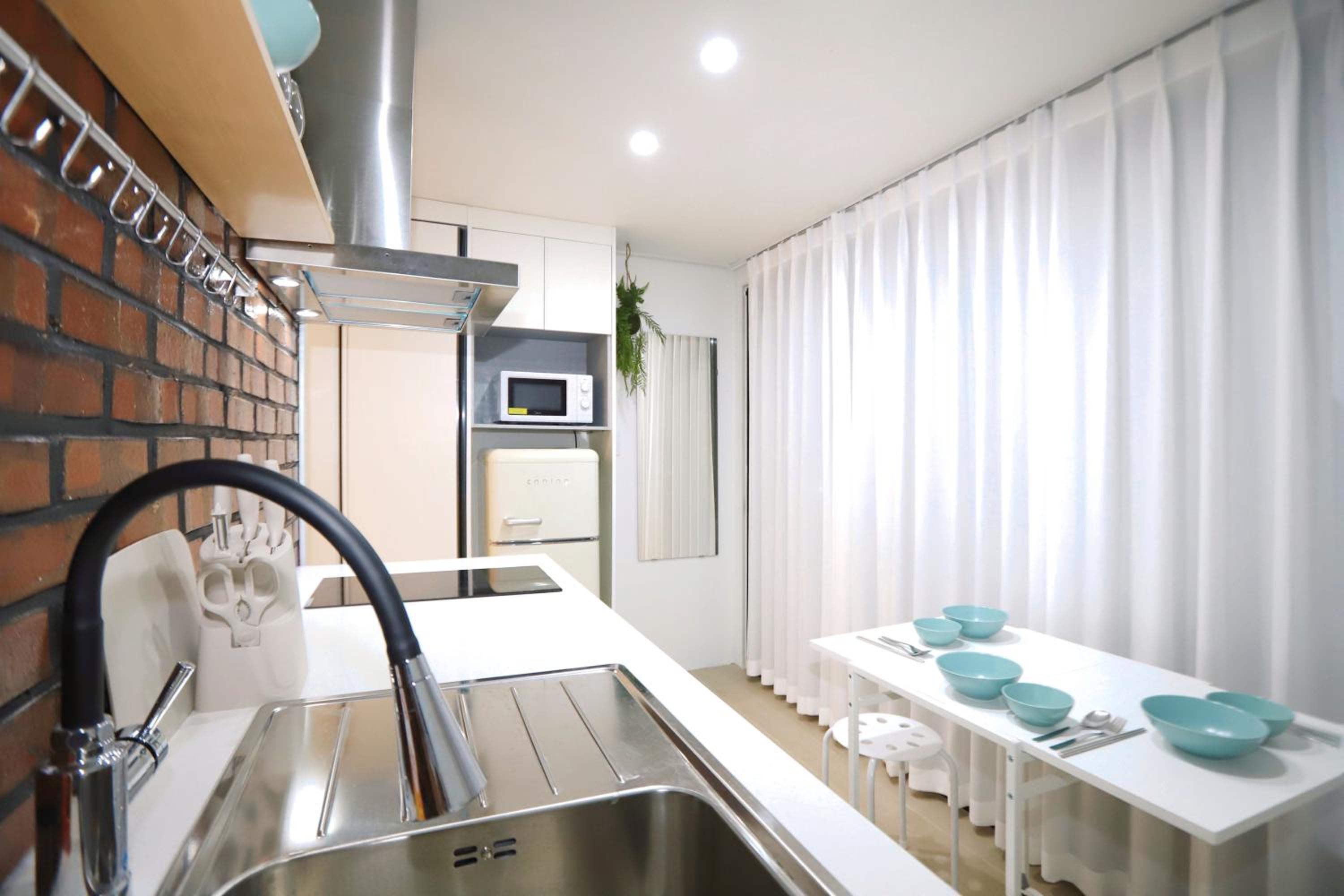 Triple Room - Photo 11