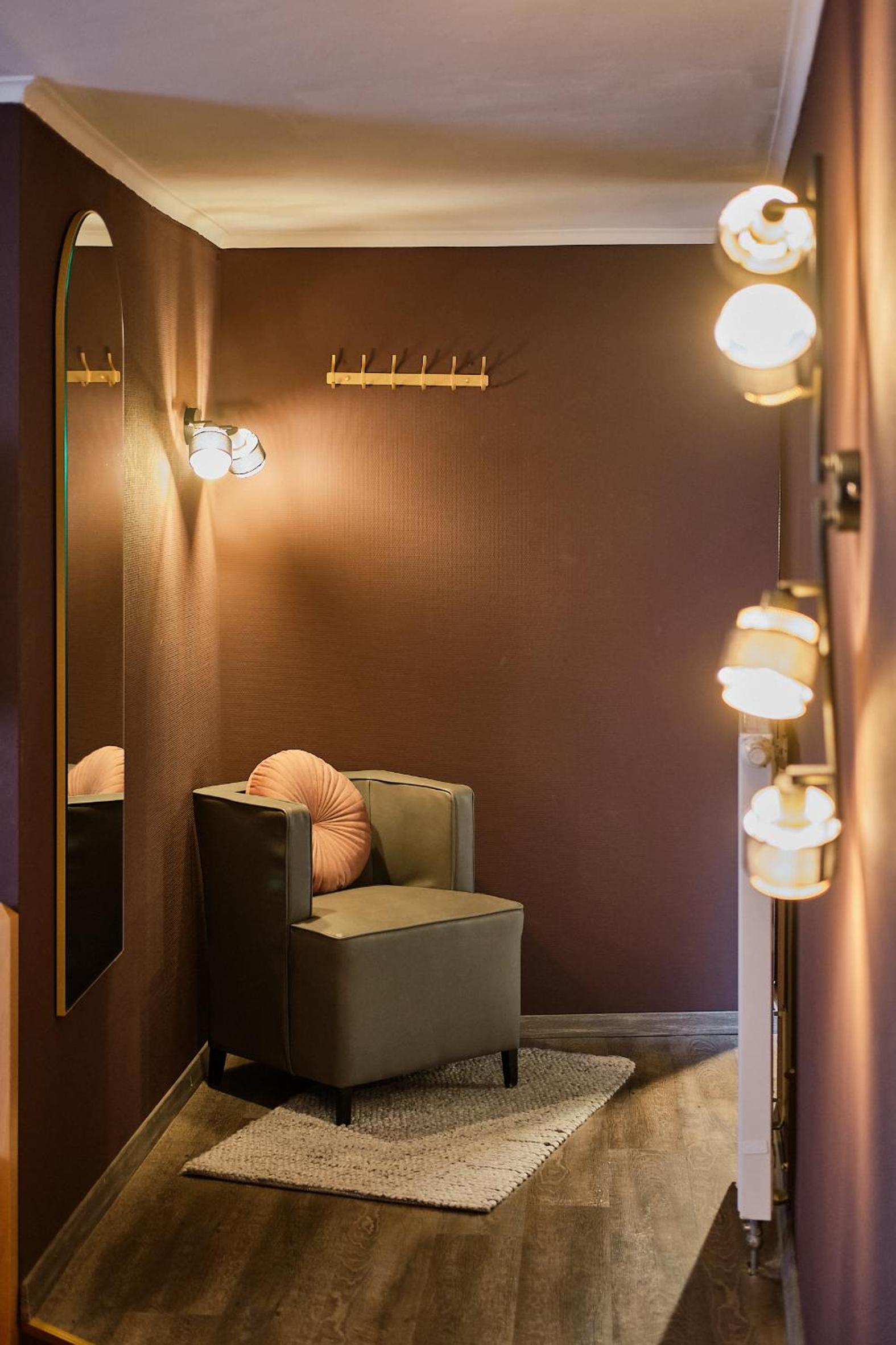 Double Room - Photo 7