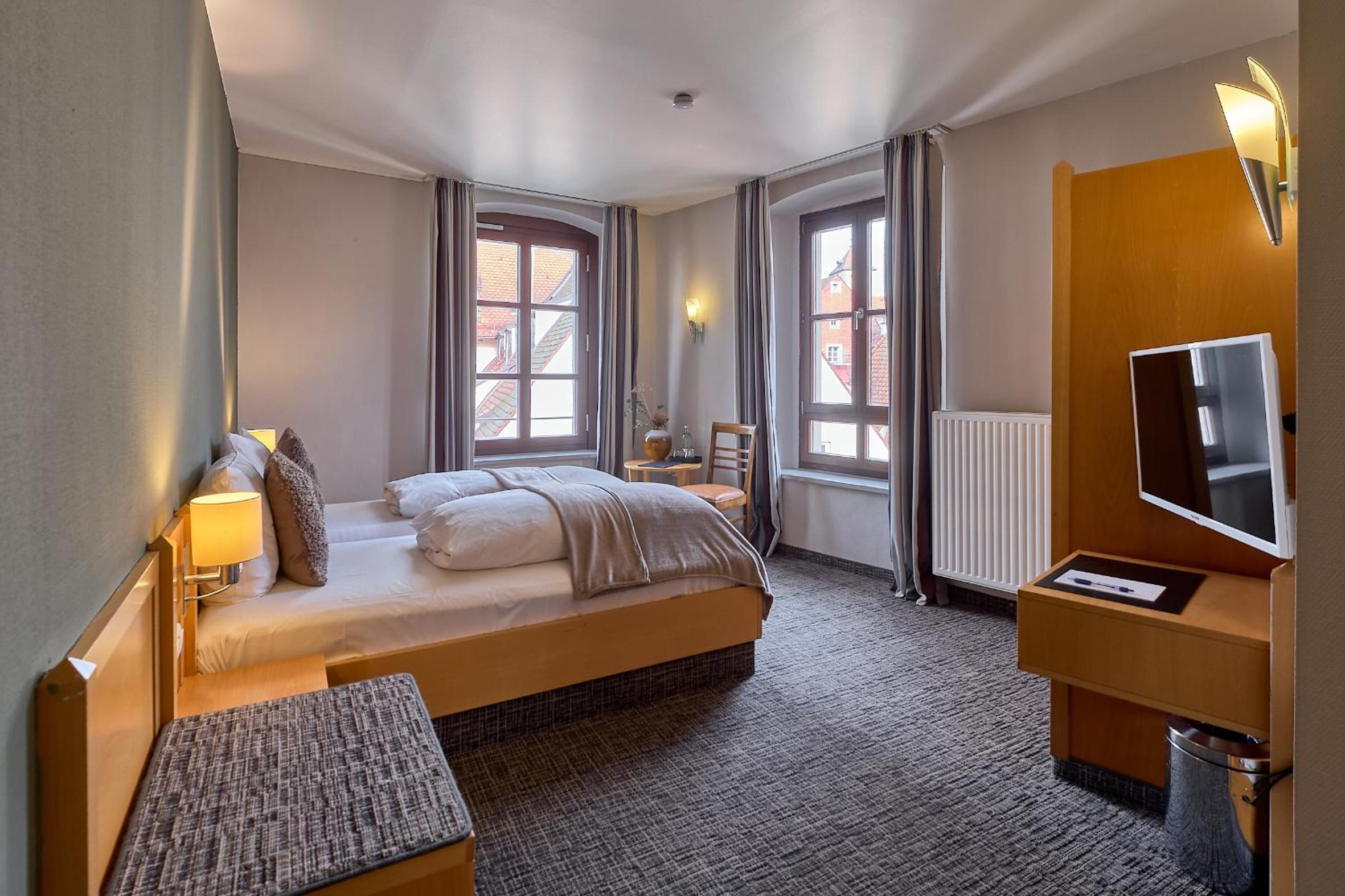 Double Room - Photo 6