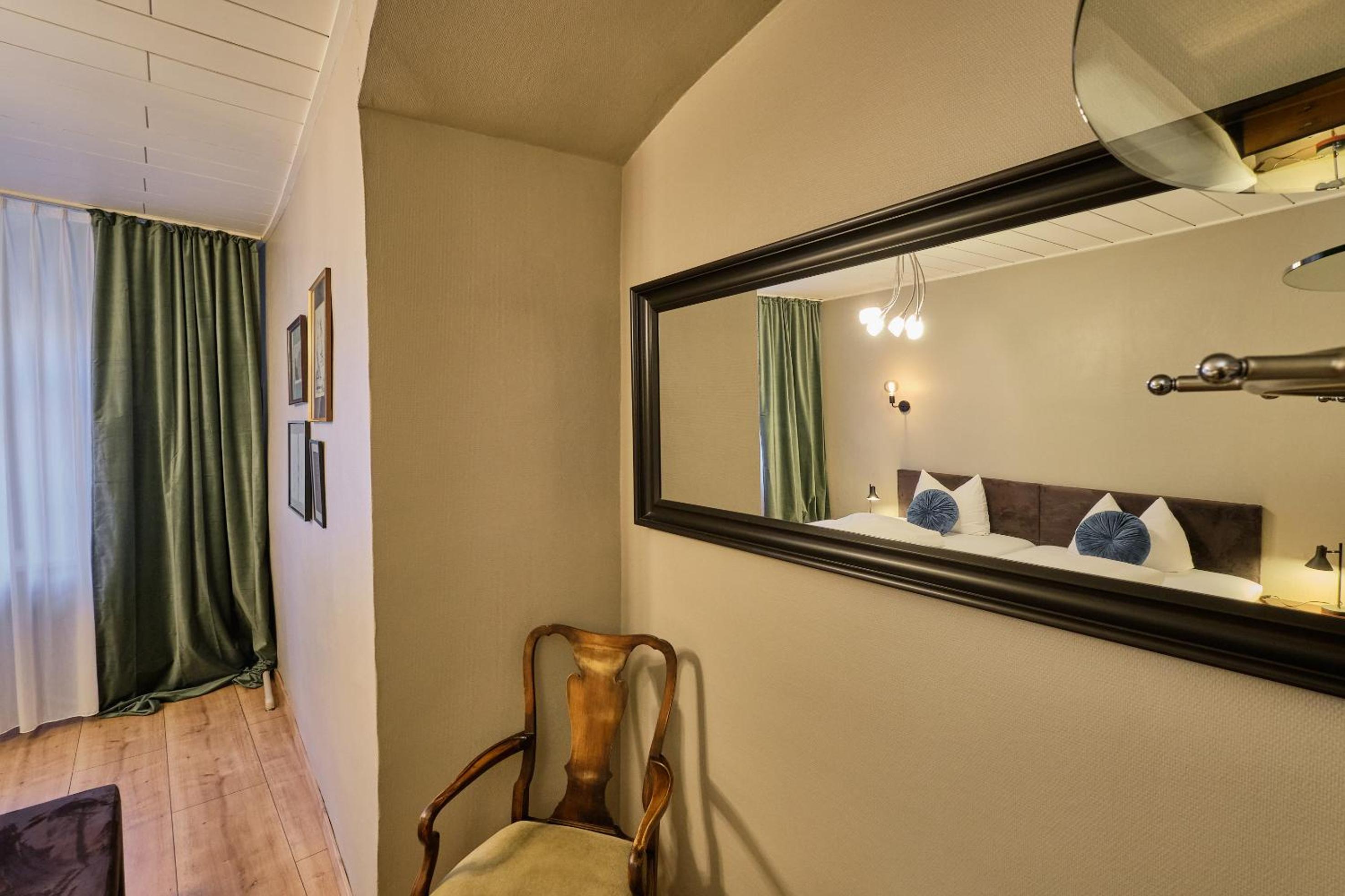 Deluxe Twin Room - Photo 3