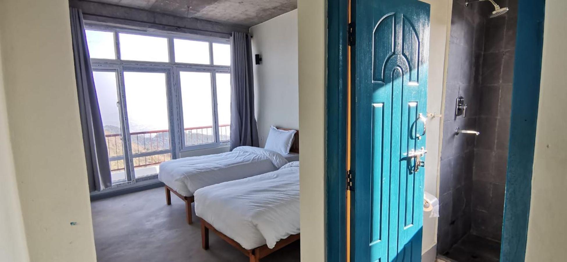 Double or Twin Room with Mountain View photo 3