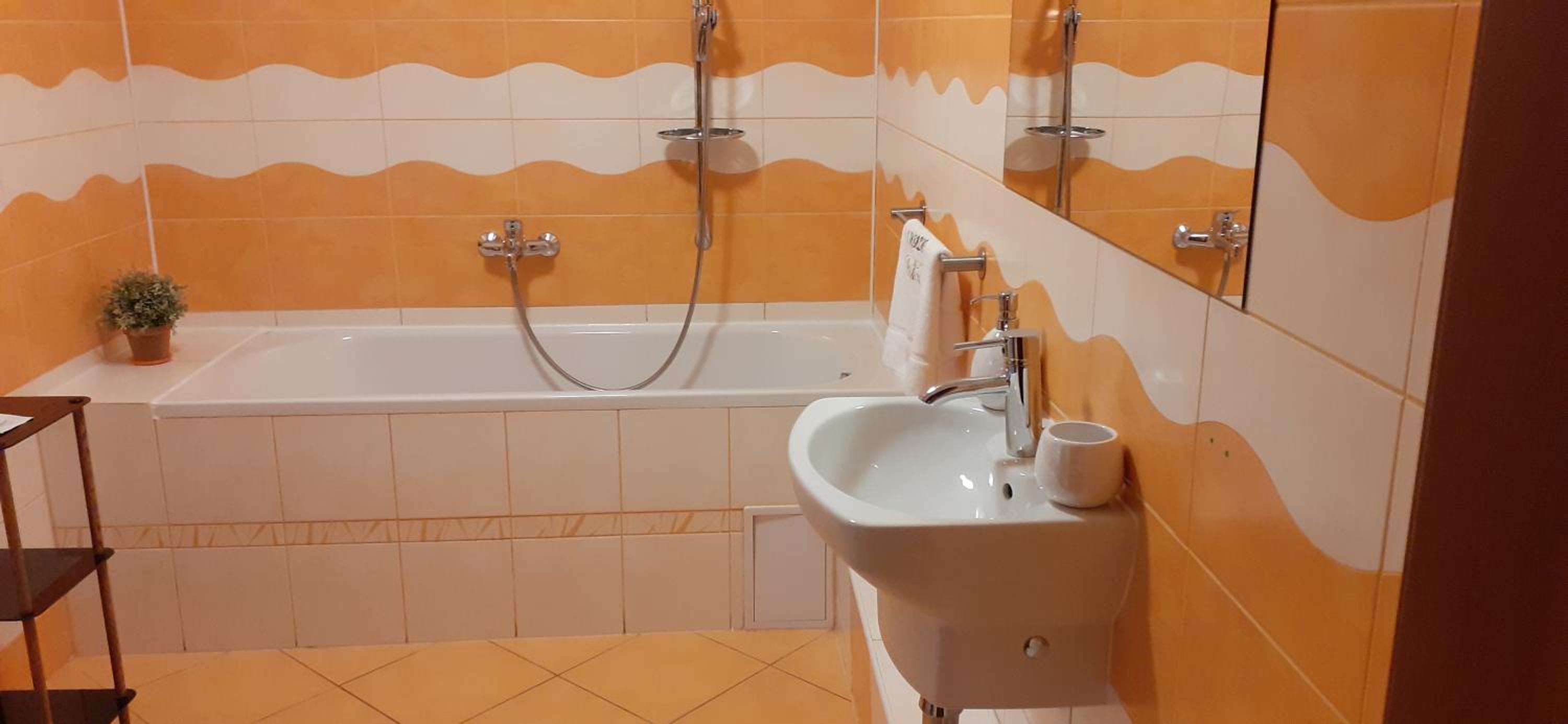 Double Room with Private Bathroom photo 3