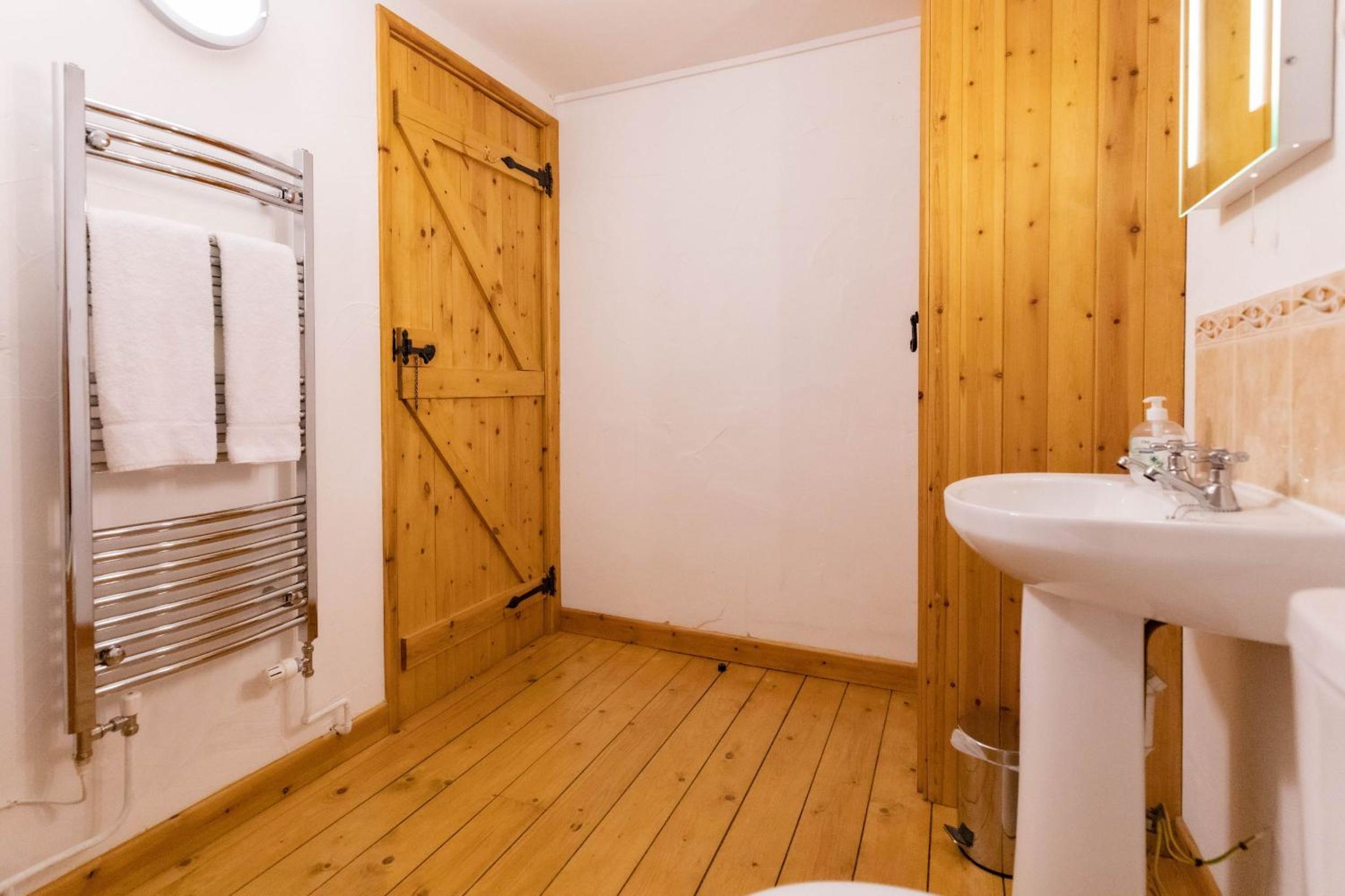One-Bedroom House photo 3
