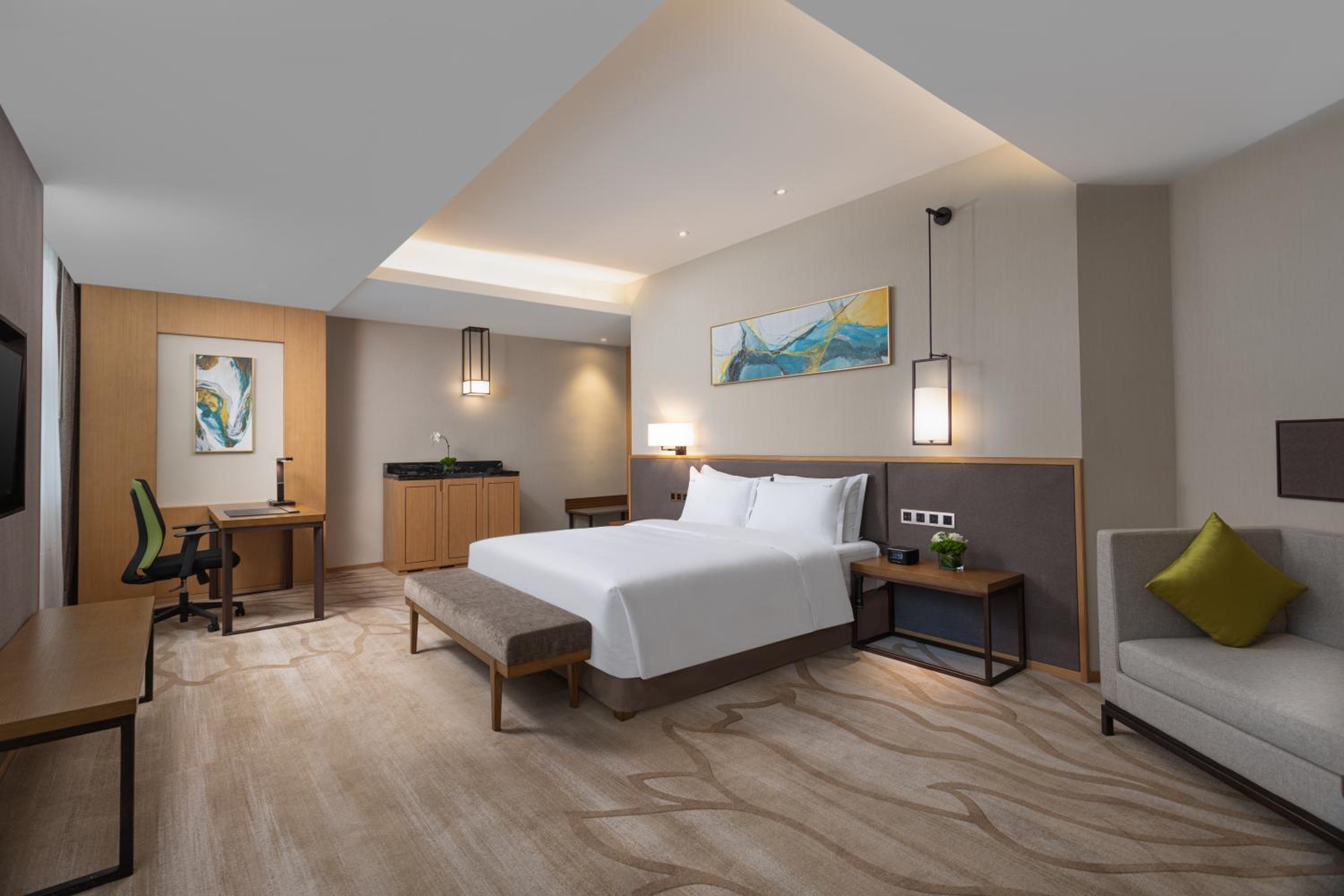 Upgraded Premium Room - Photo 3
