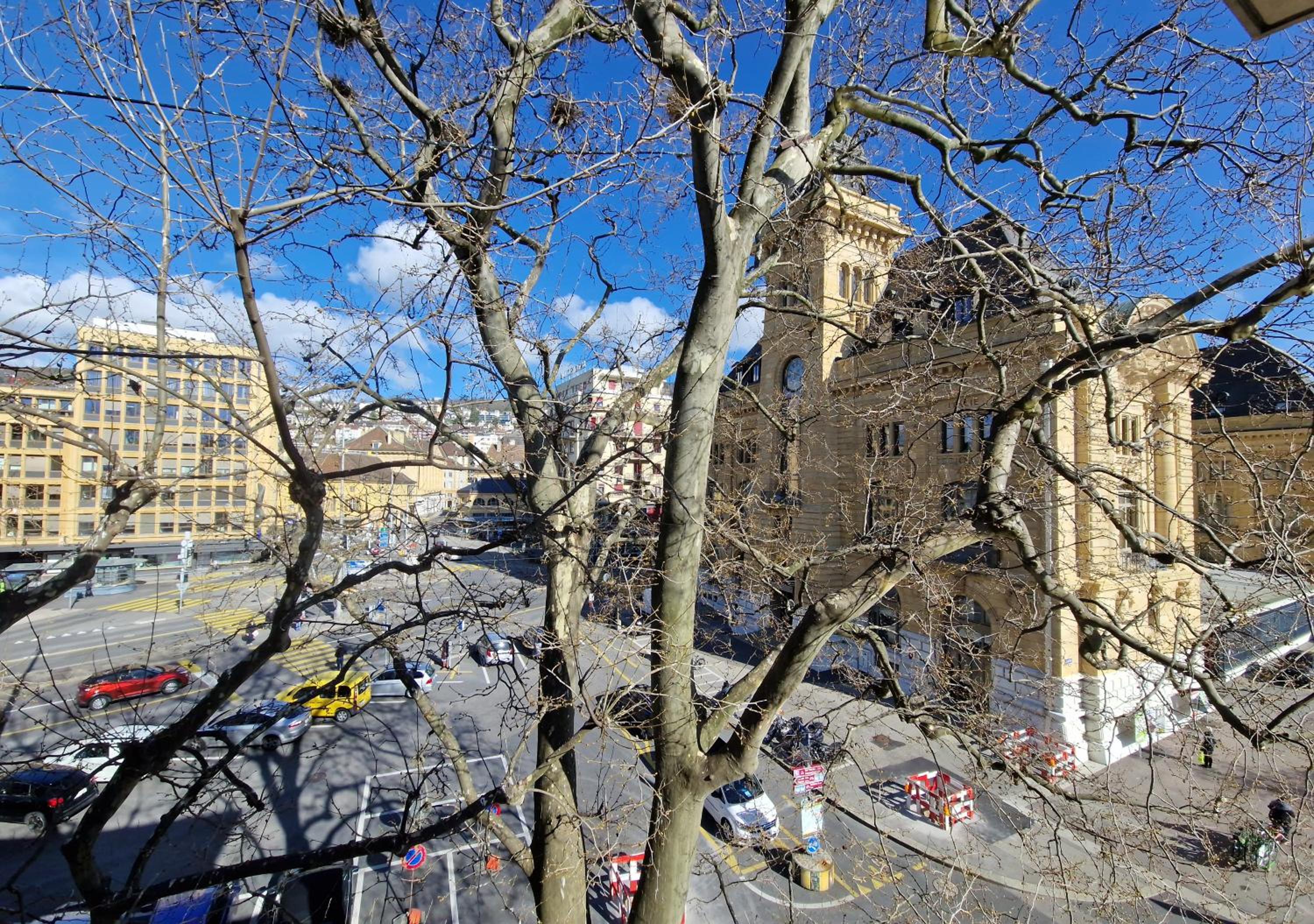 Queen Comfort - City side - Photo 4