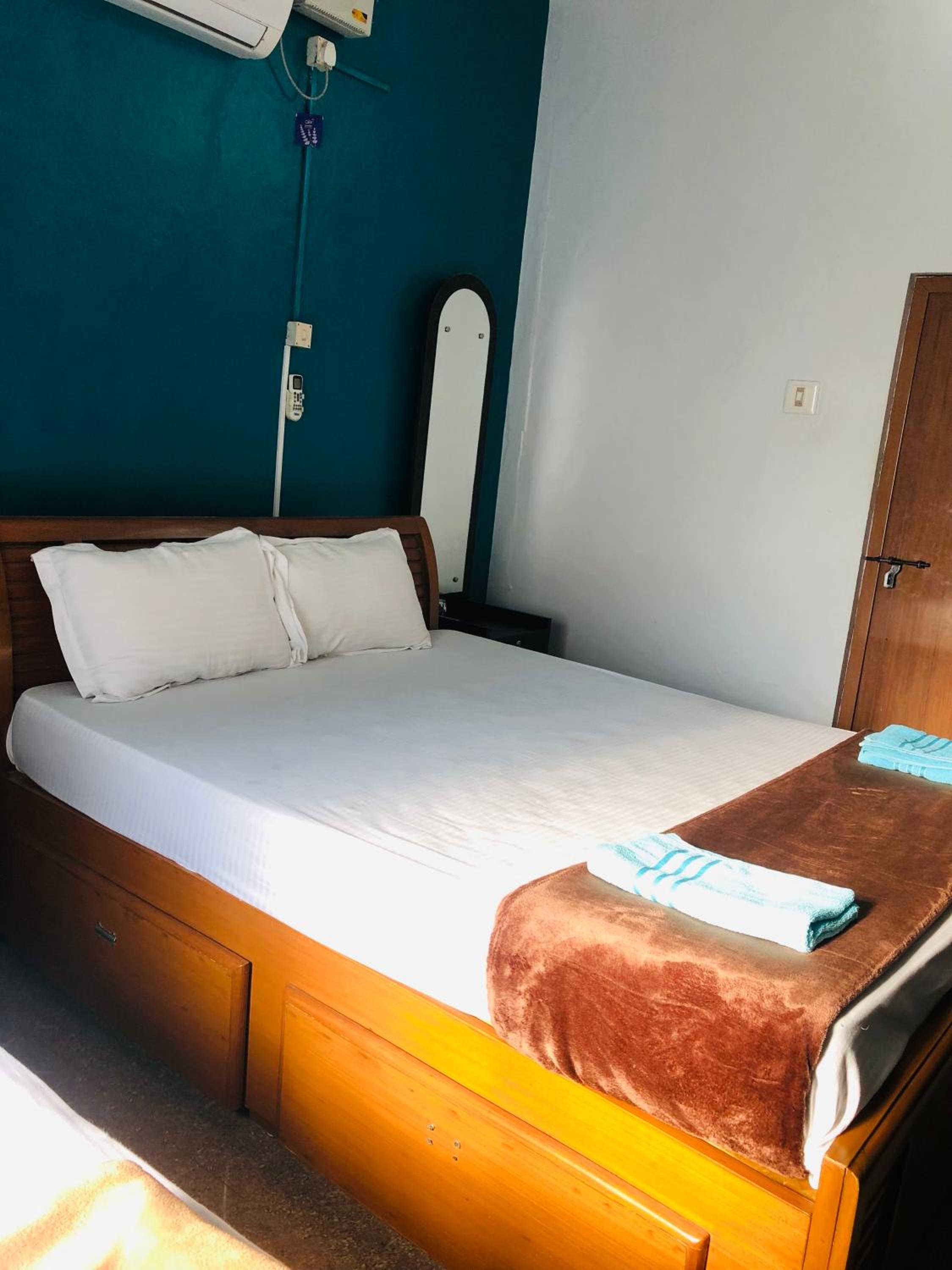 Deluxe Double Room photo 3