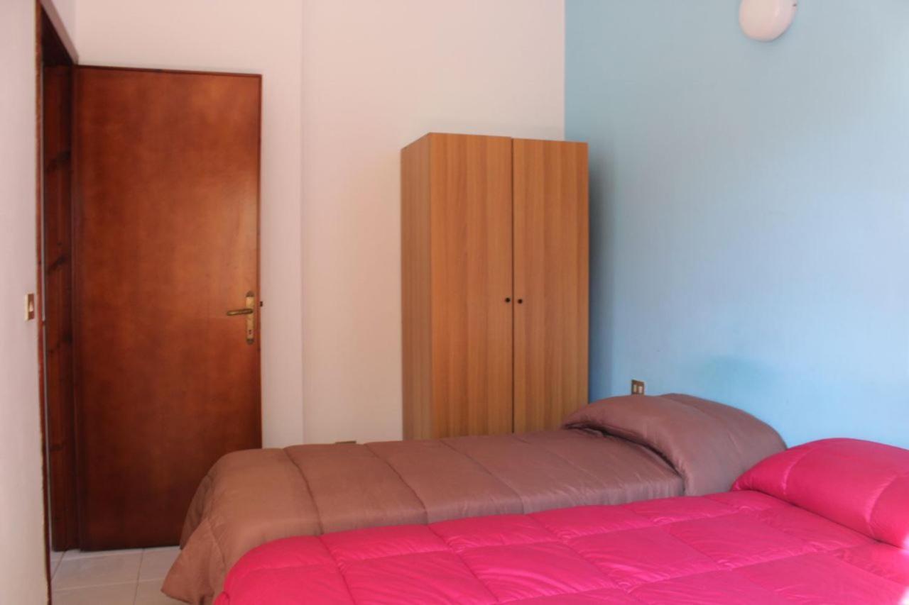 Three-Bedroom Apartment photo 2