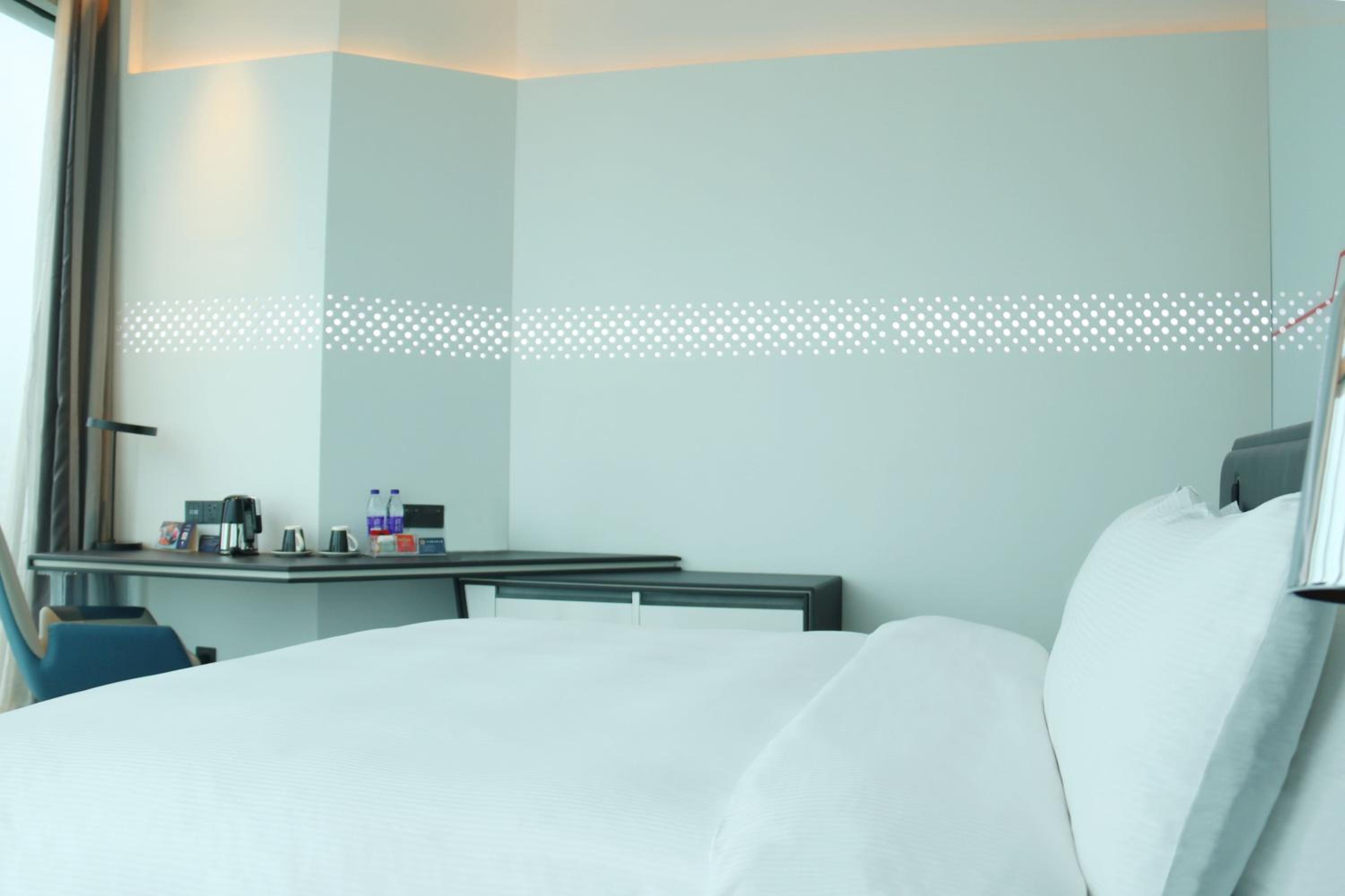 King Guest Room - Photo 1