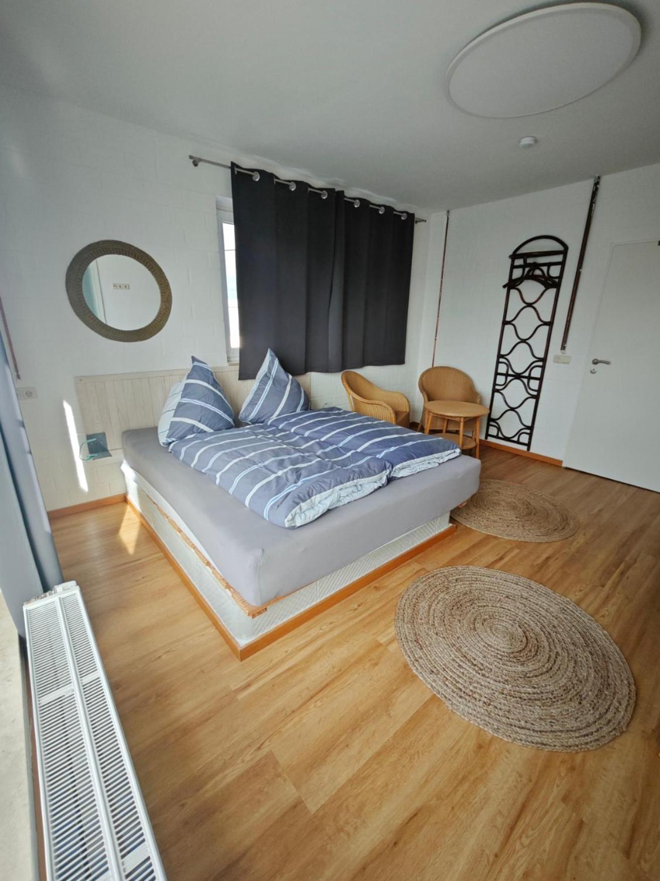 Double Room with Private Bathroom photo 2