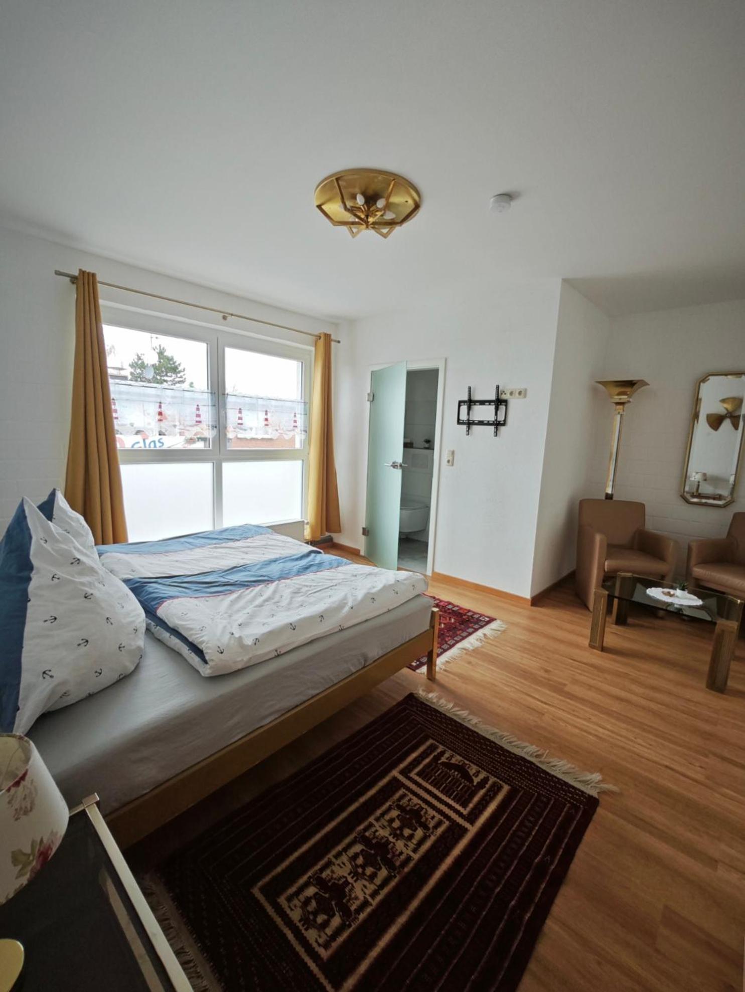 Double Room with Private Bathroom photo 3