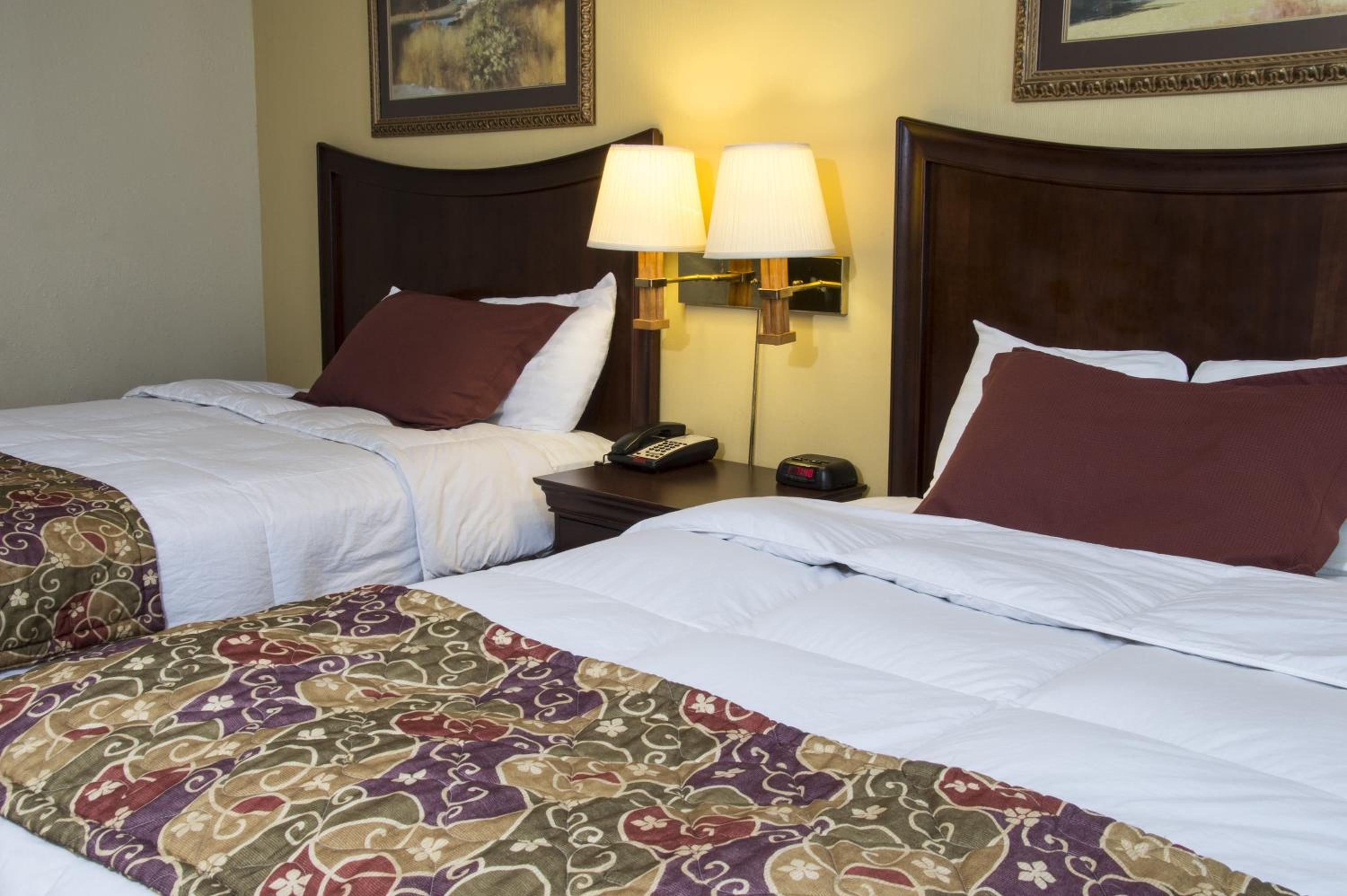 Standard Queen Room - Photo 4