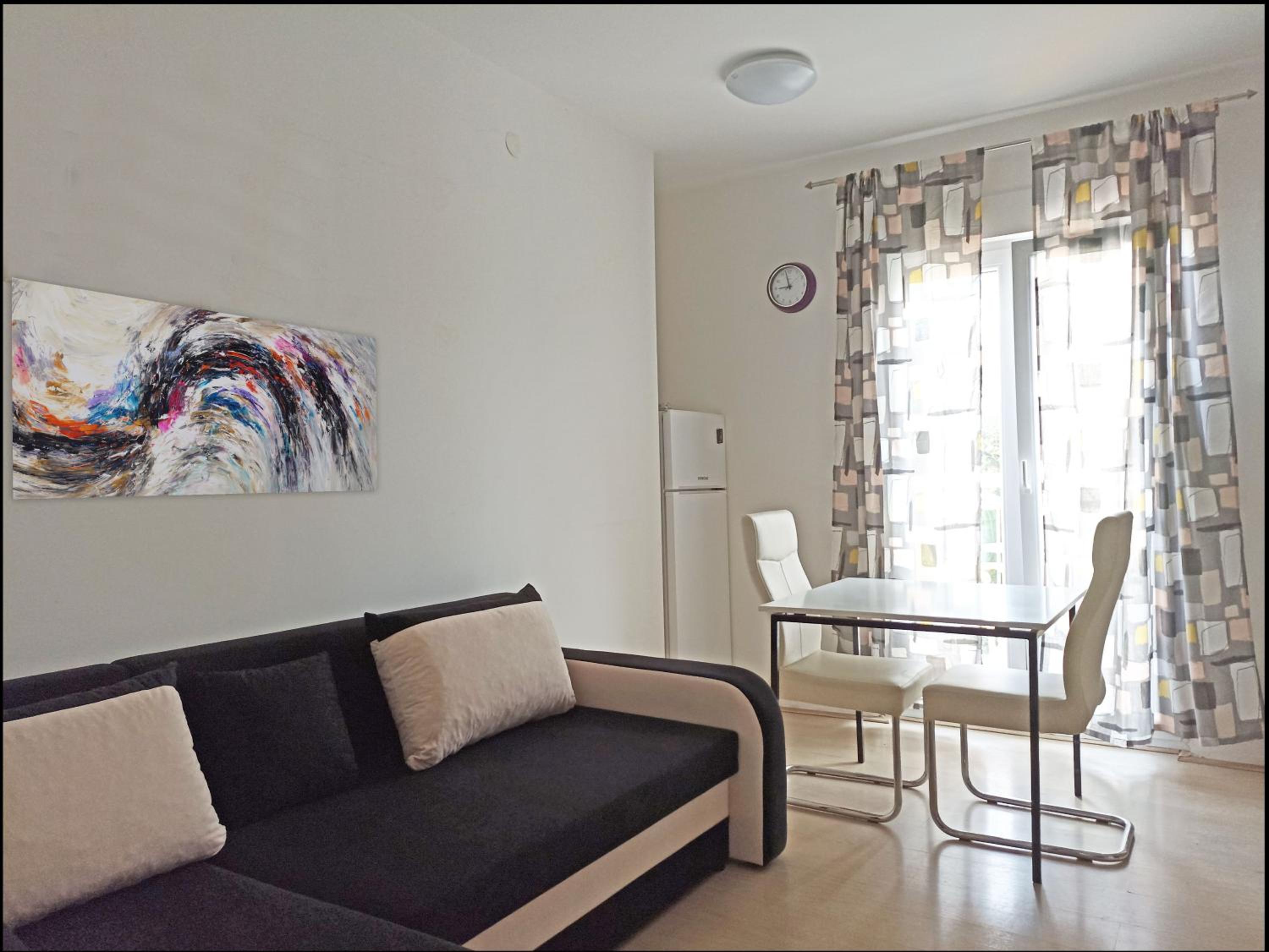 Apartment with Balcony photo 1