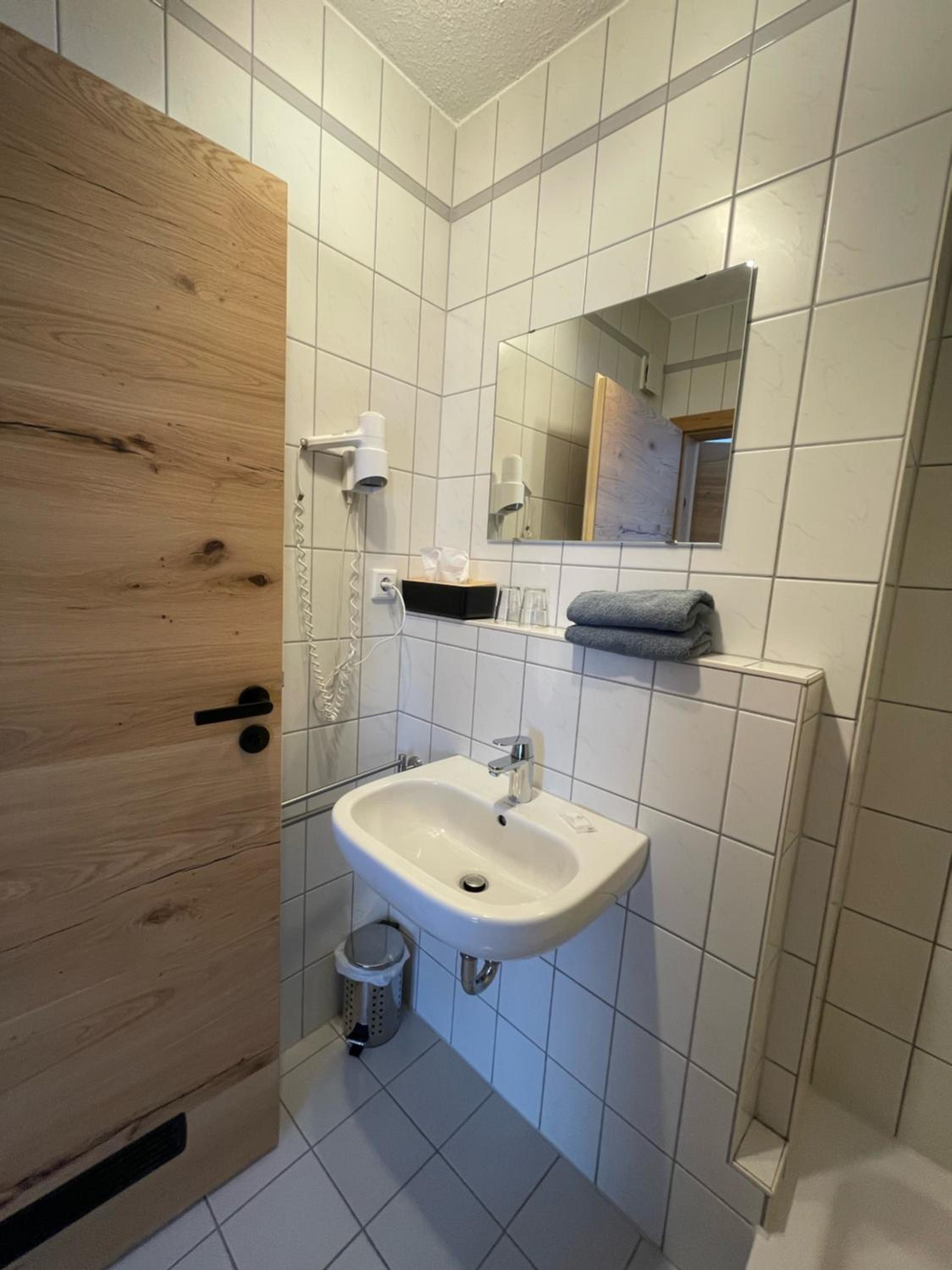 Double Room - Photo 2