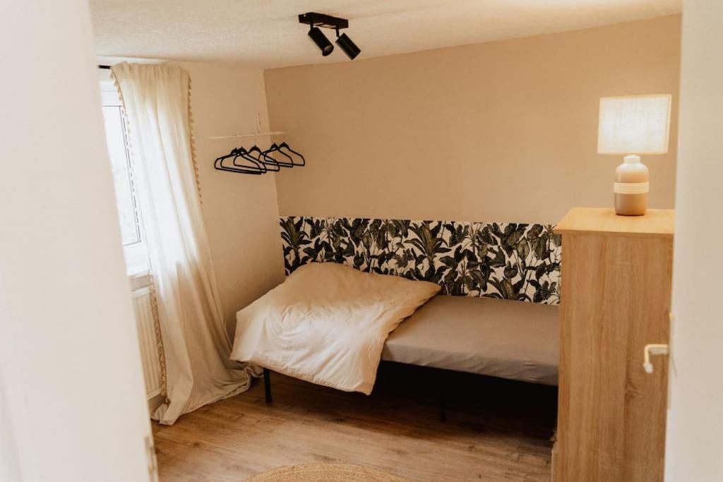 One-Bedroom House photo 1
