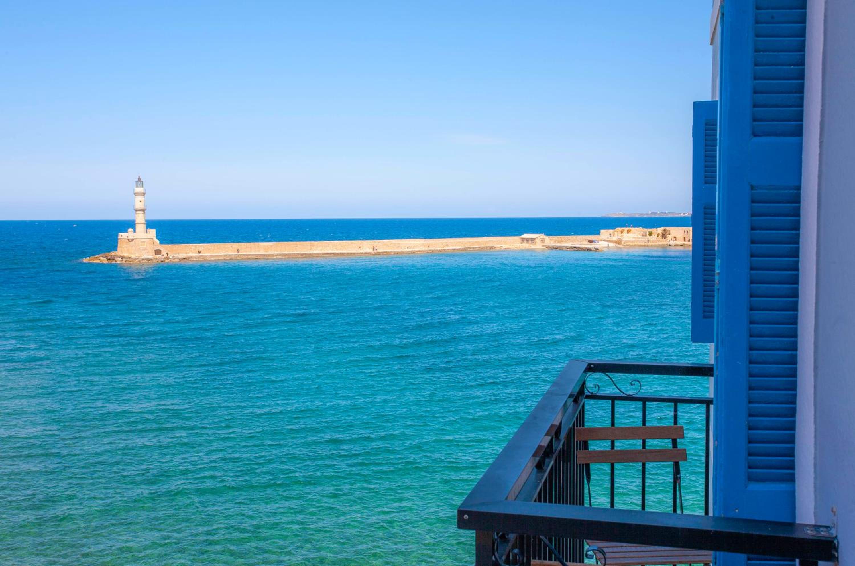 Double or Twin Room with Partial Sea View