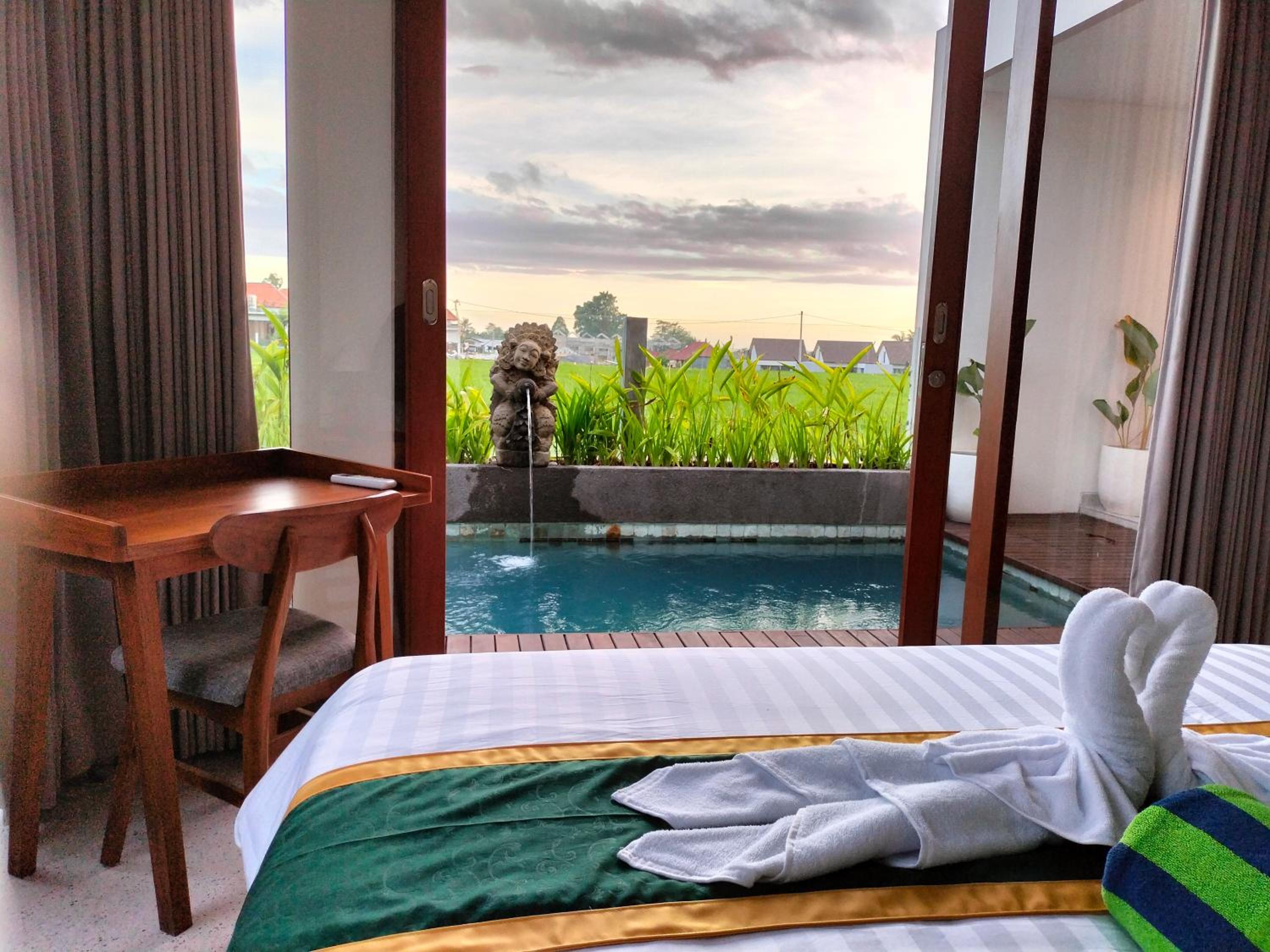 Two-Bedroom Villa - Photo 18