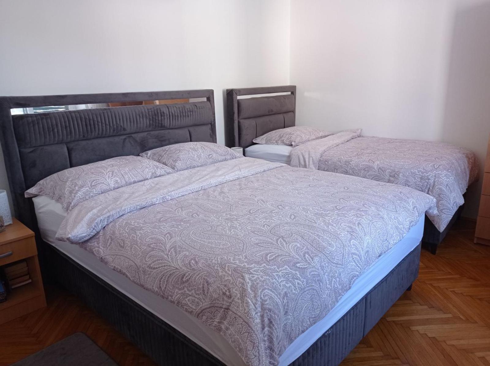 One-Bedroom Apartment (3 Adults)