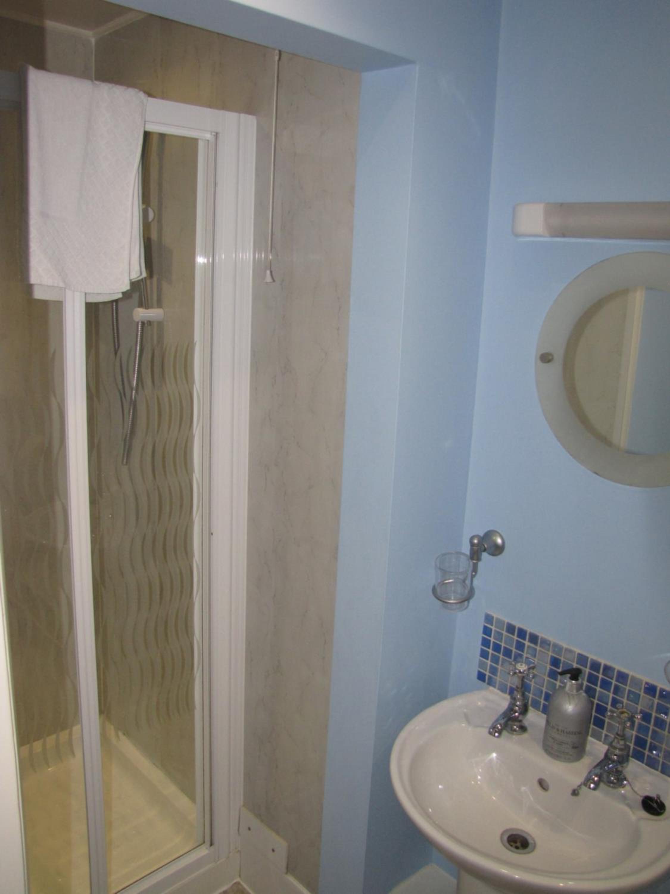 Small Double Room photo 3