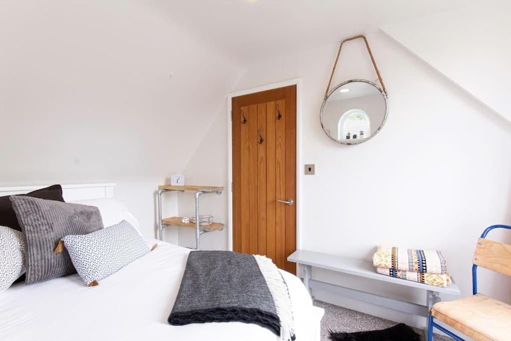 Two-Bedroom House photo 2