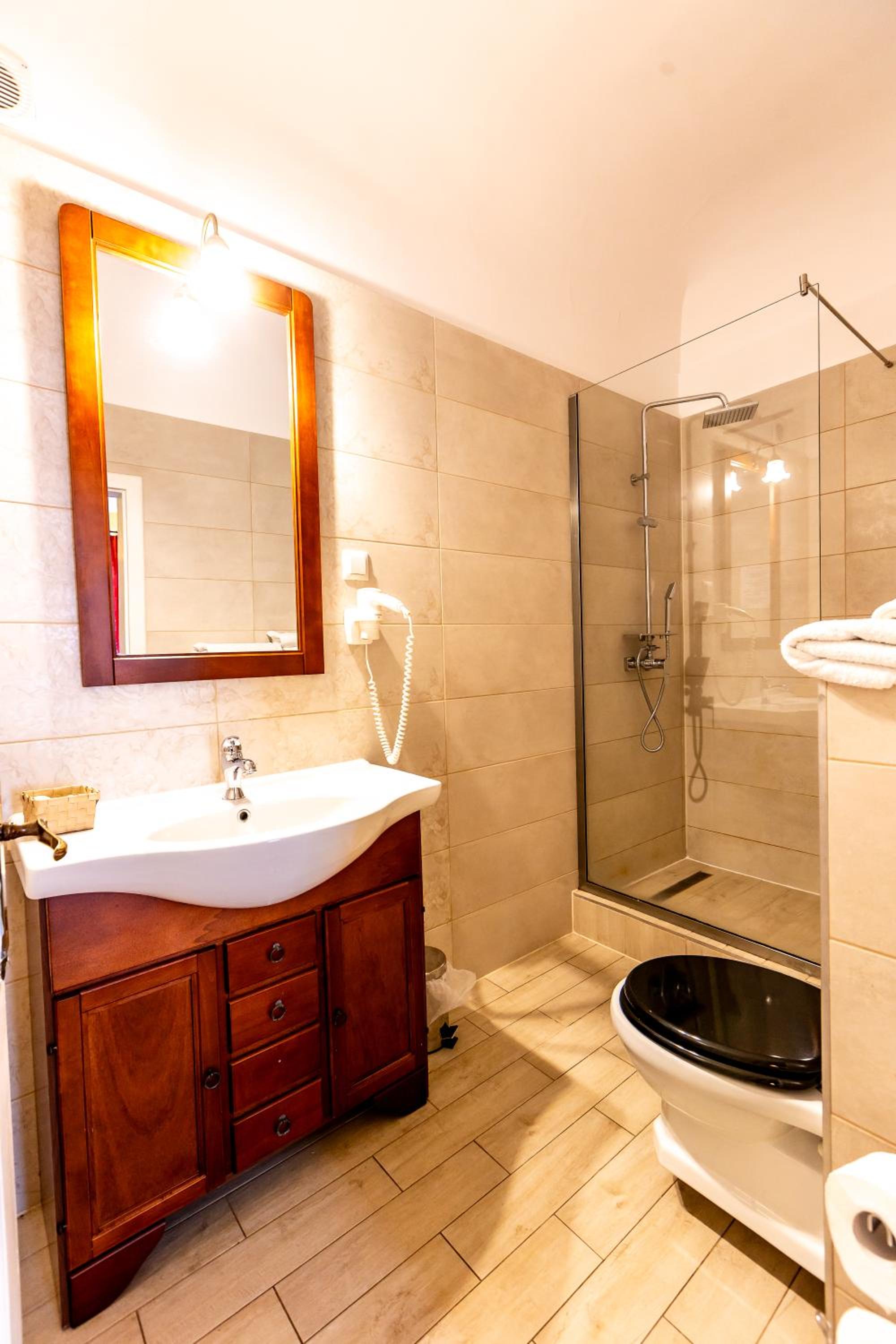 Suite photo 2