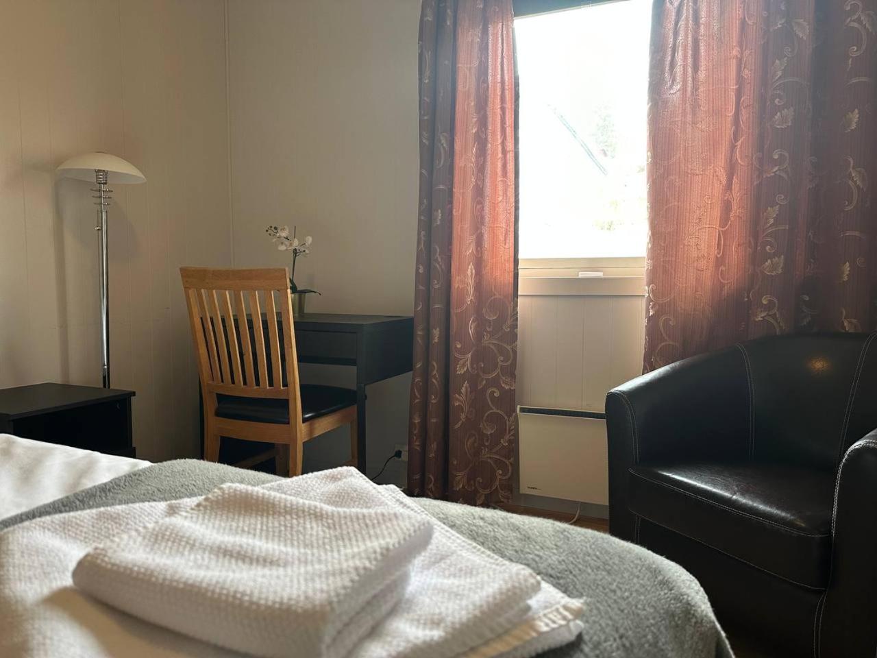 Standard Double Room photo 3
