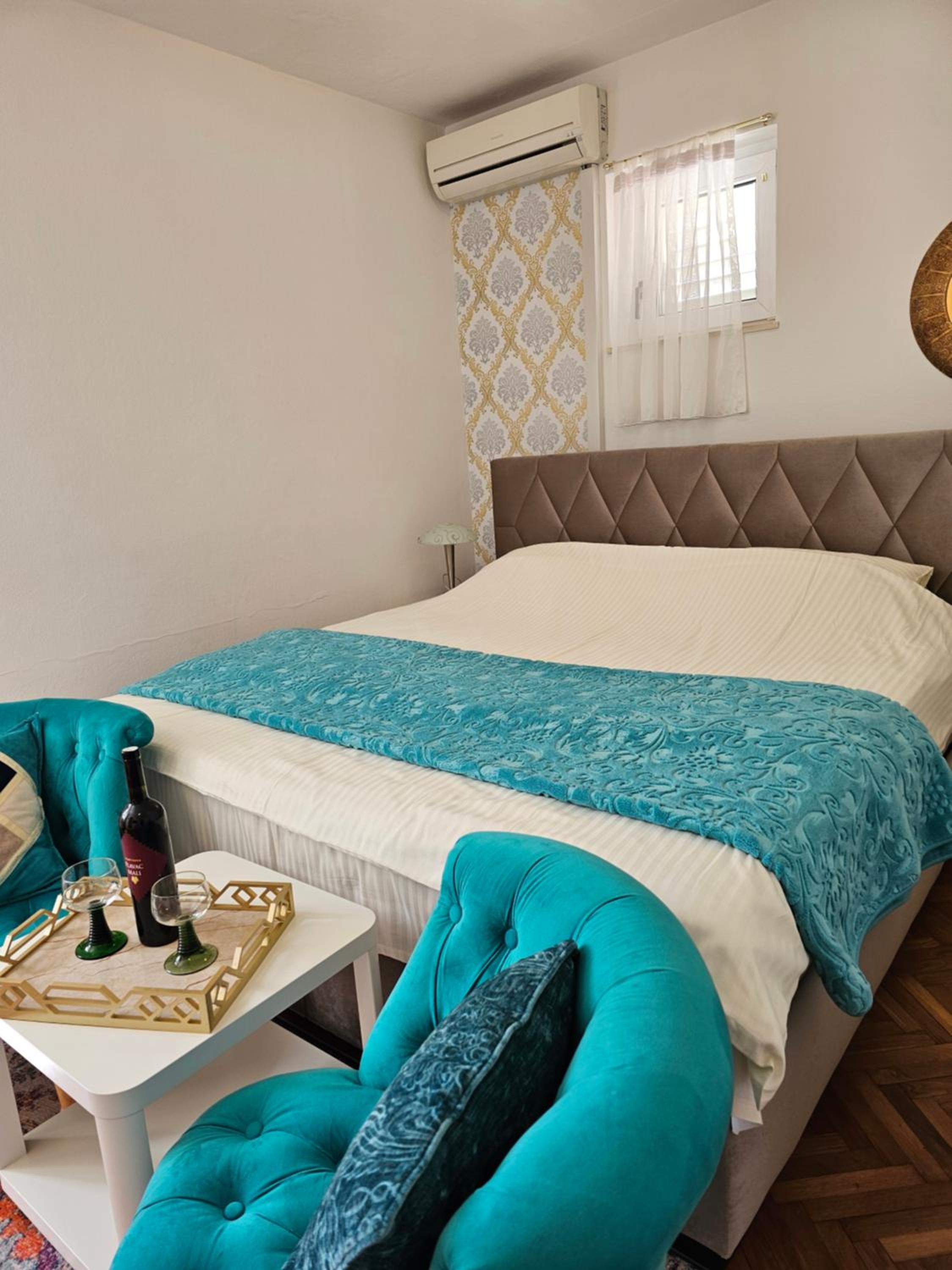 Deluxe Double Room with Shower