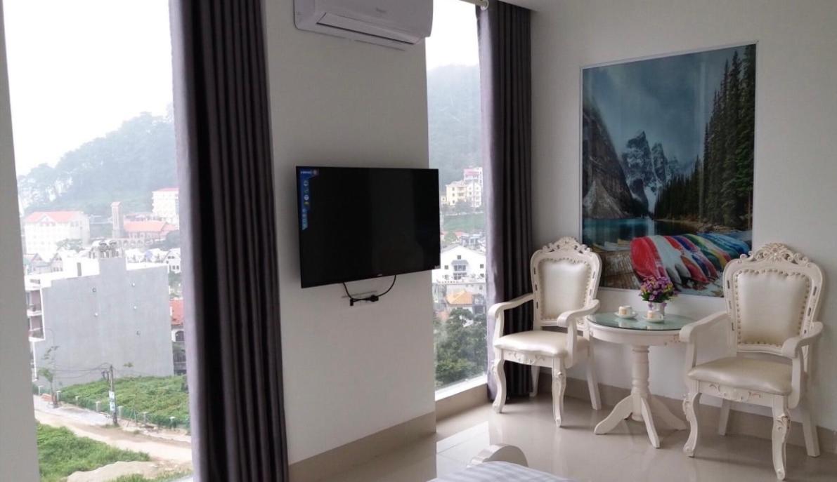 King Room with Mountain View photo 3
