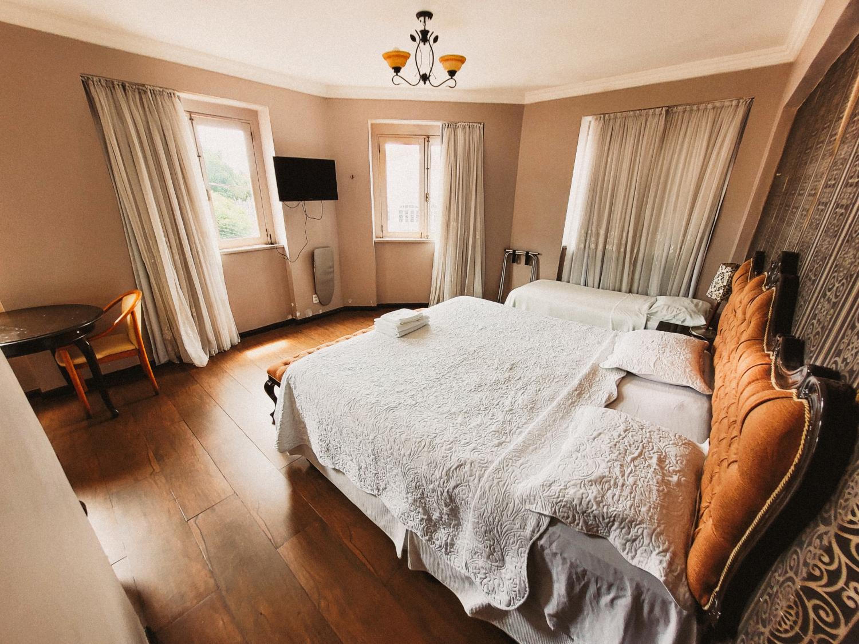 Double Room with Sofa Bed photo 3