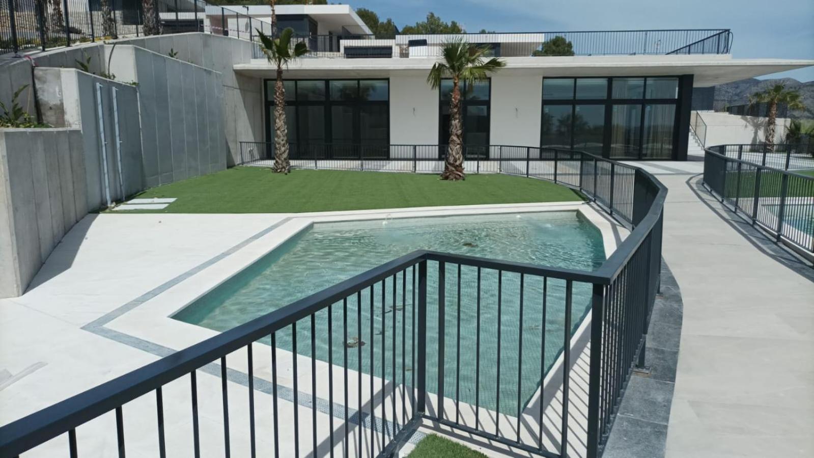 Villa photo 3