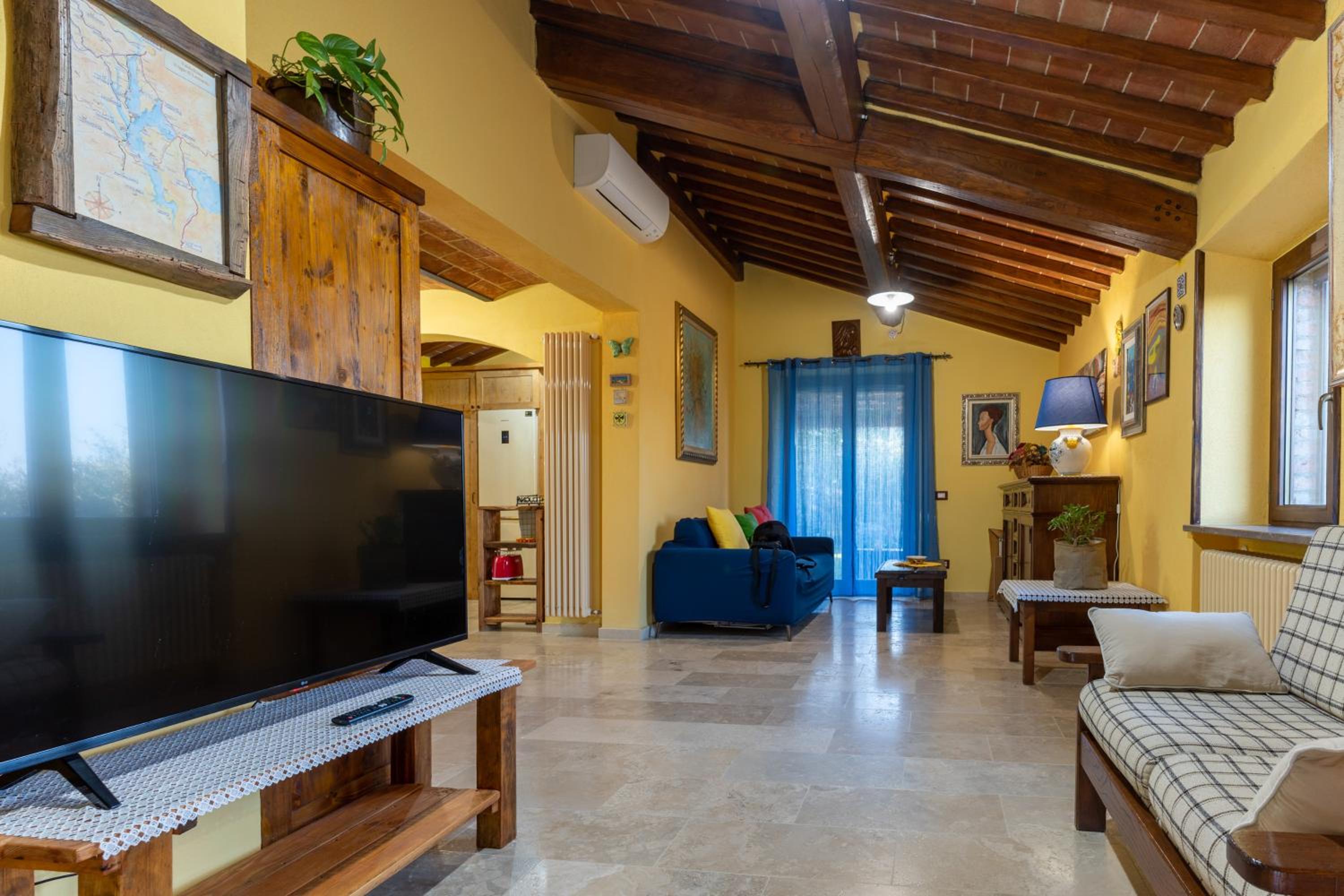 Maisonette photo 2
