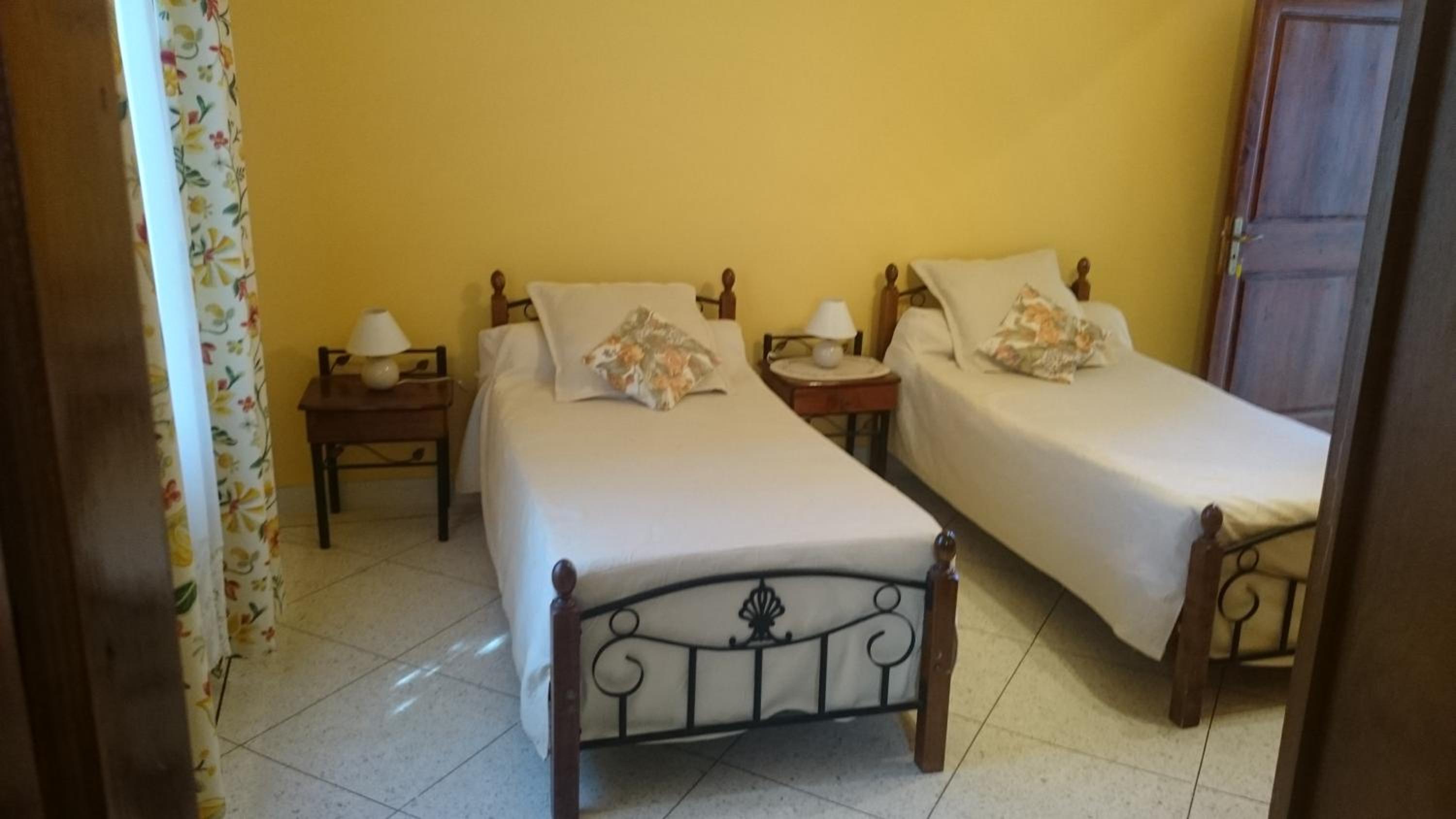 Deluxe Double or Twin Room with Garden View photo 1