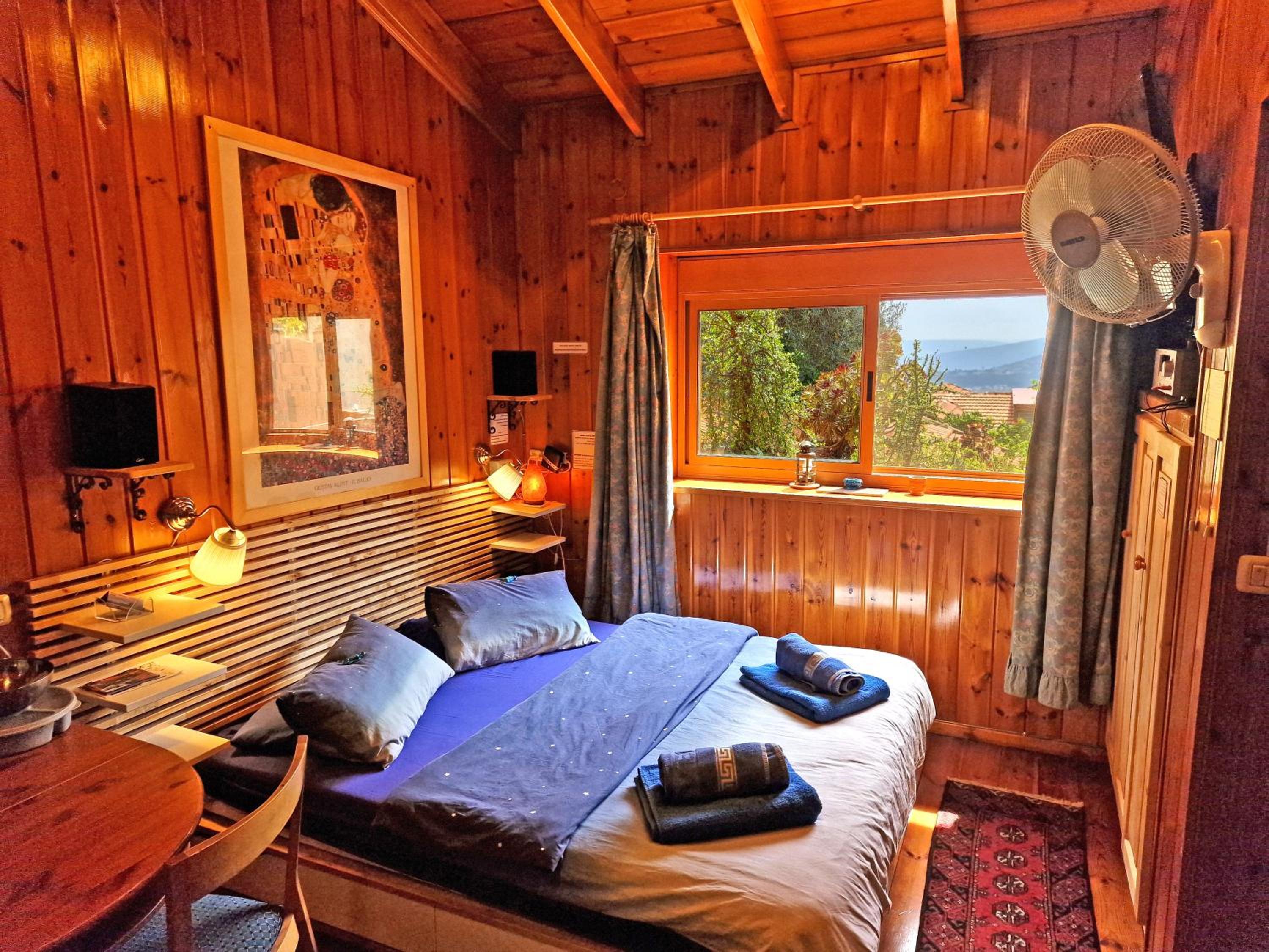 Comfort Double Room with Balcony (Ginat Egoz) - Photo 1