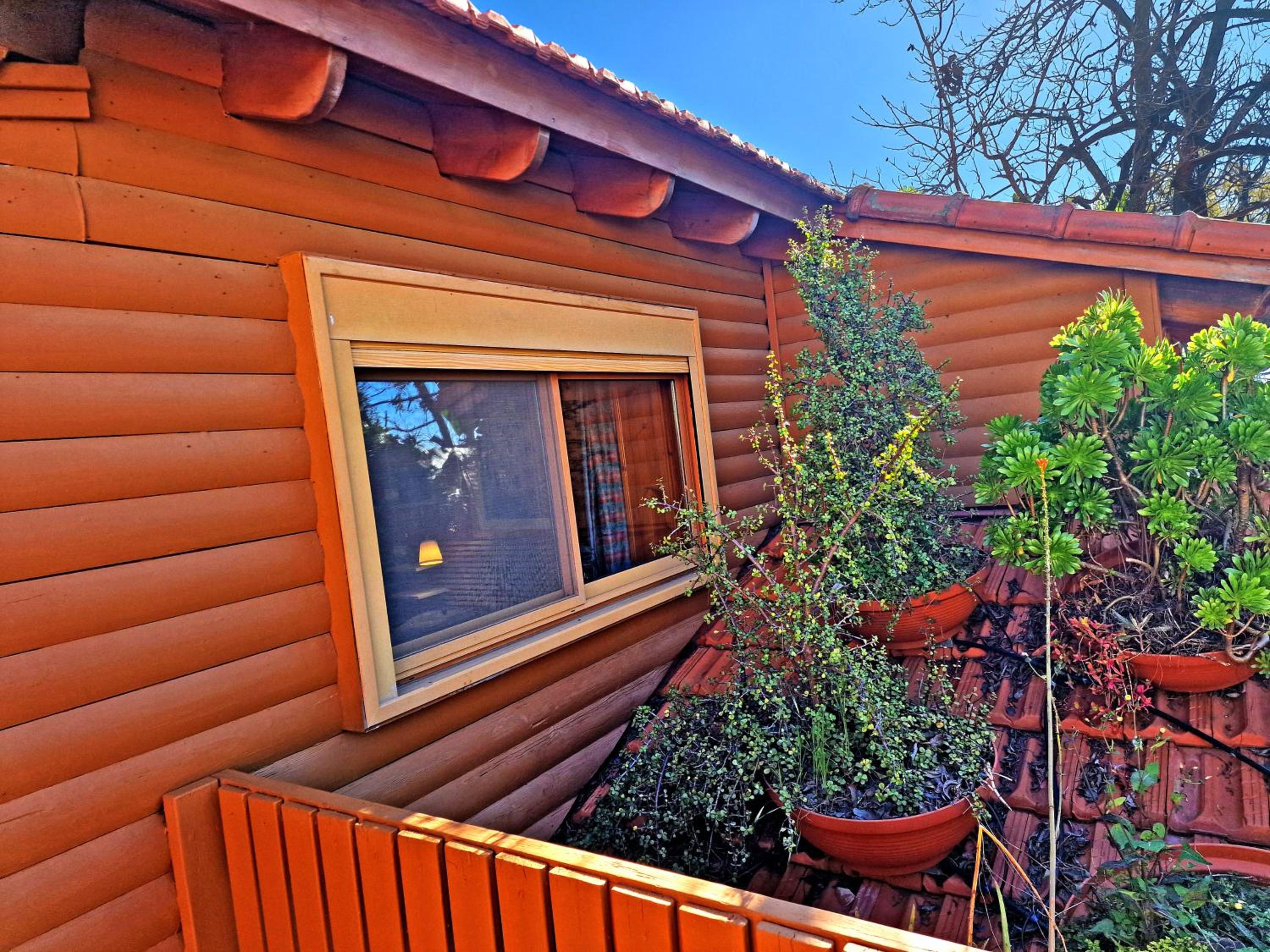 Comfort Double Room with Balcony (Ginat Egoz) - Photo 15