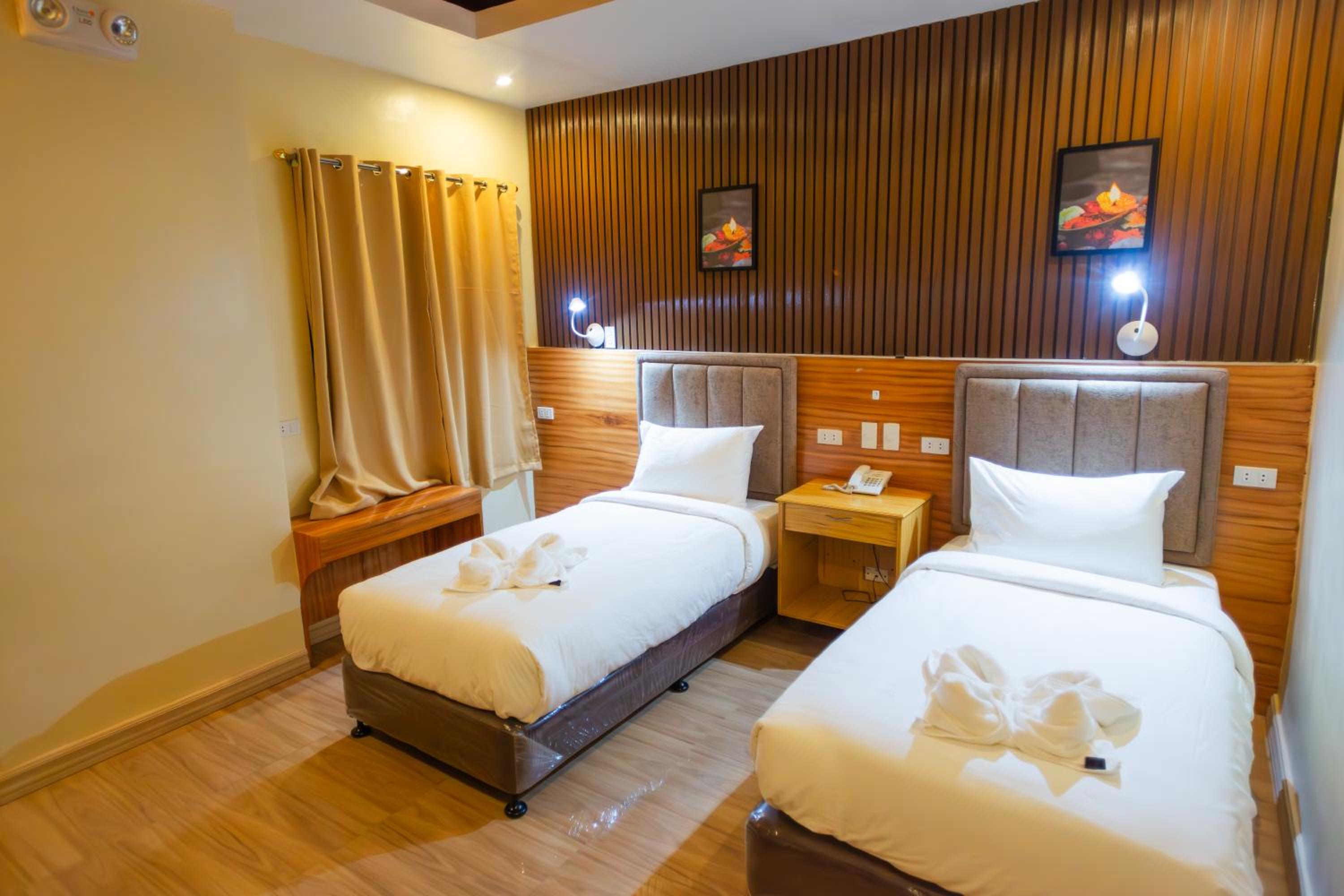 Deluxe Twin Room photo 1