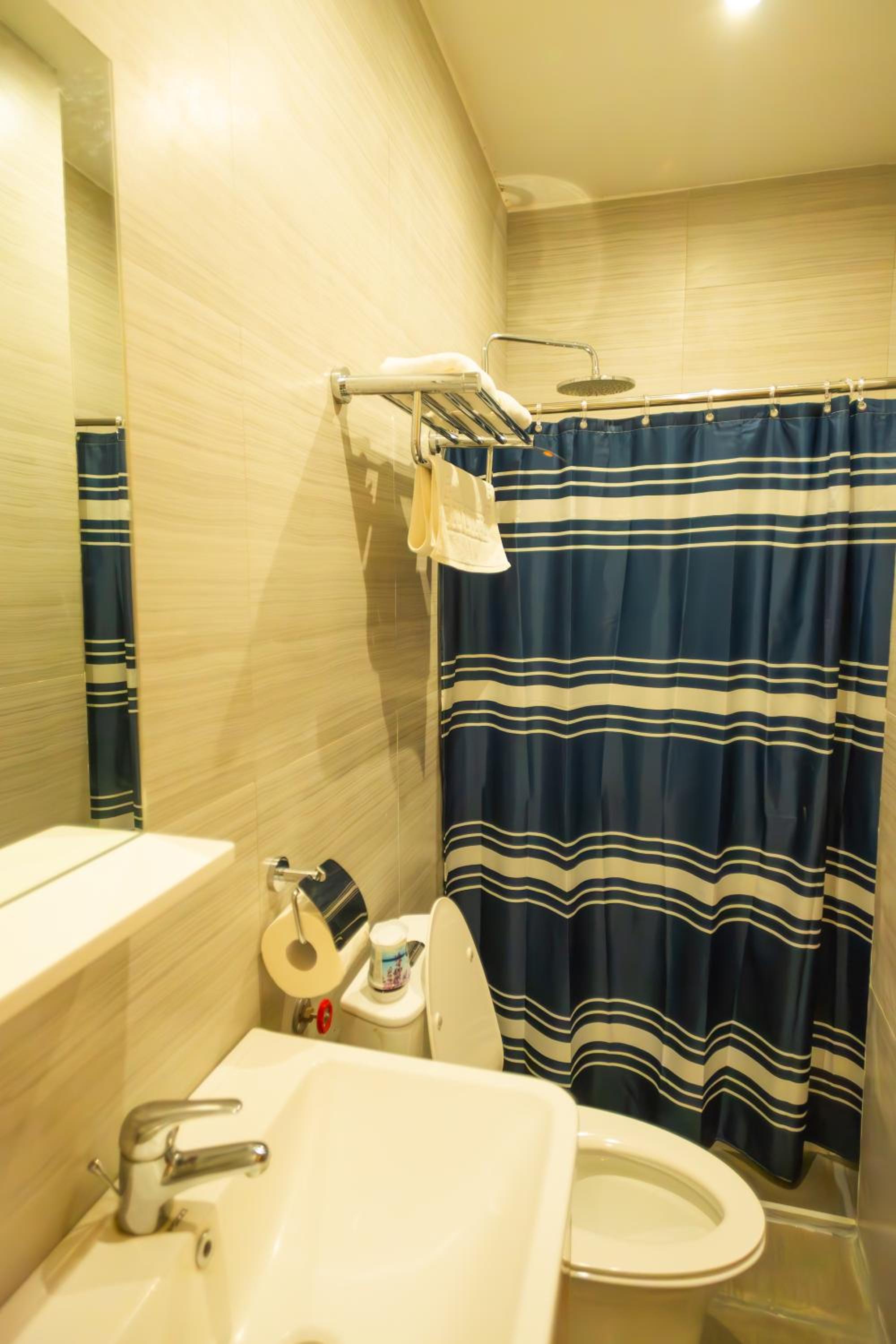 Deluxe Twin Room photo 2