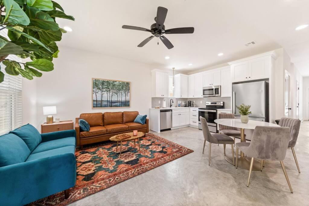 Three-Bedroom House photo 1