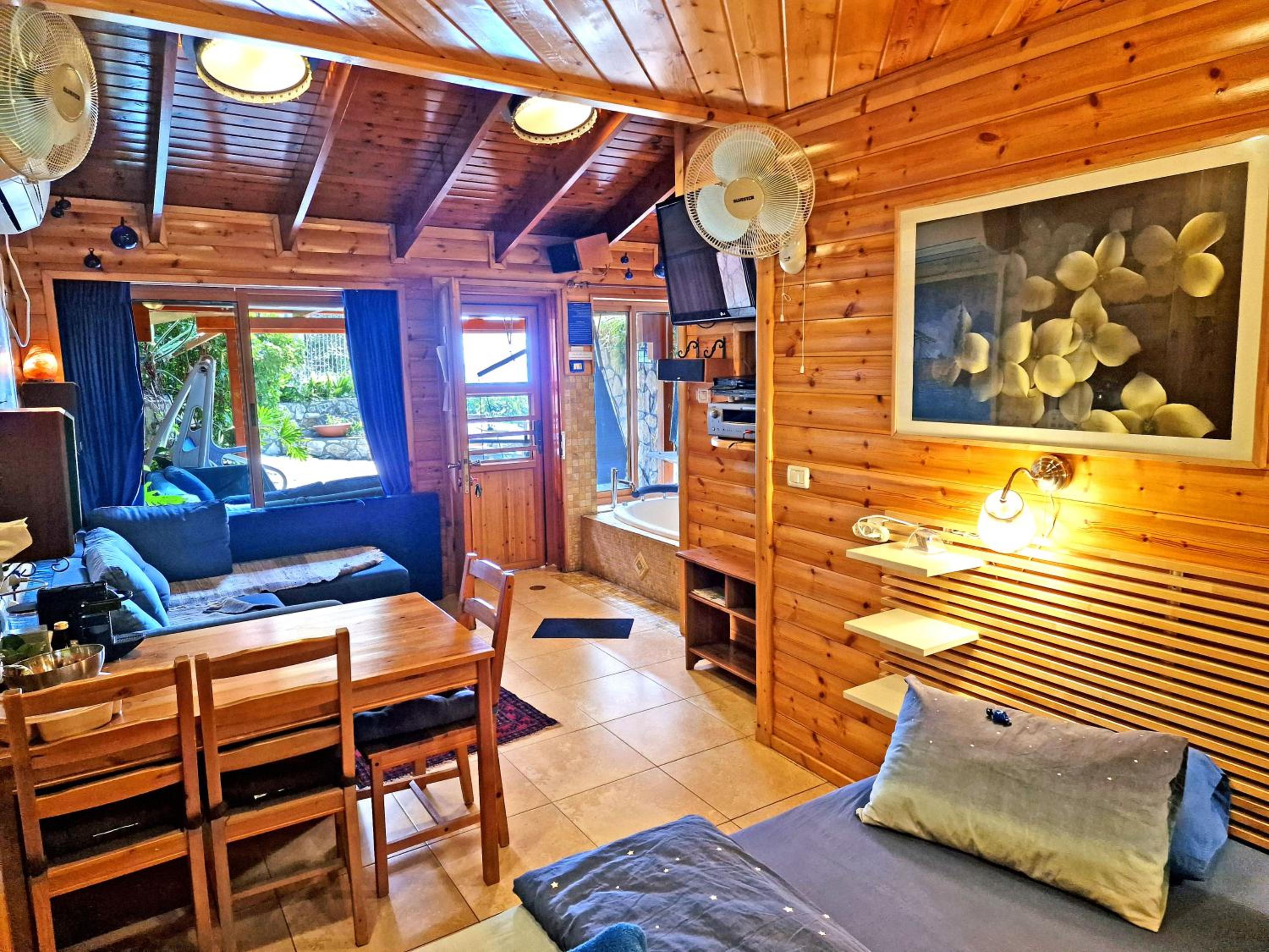 Deluxe Double Room with Terrace (Agam) - Photo 2