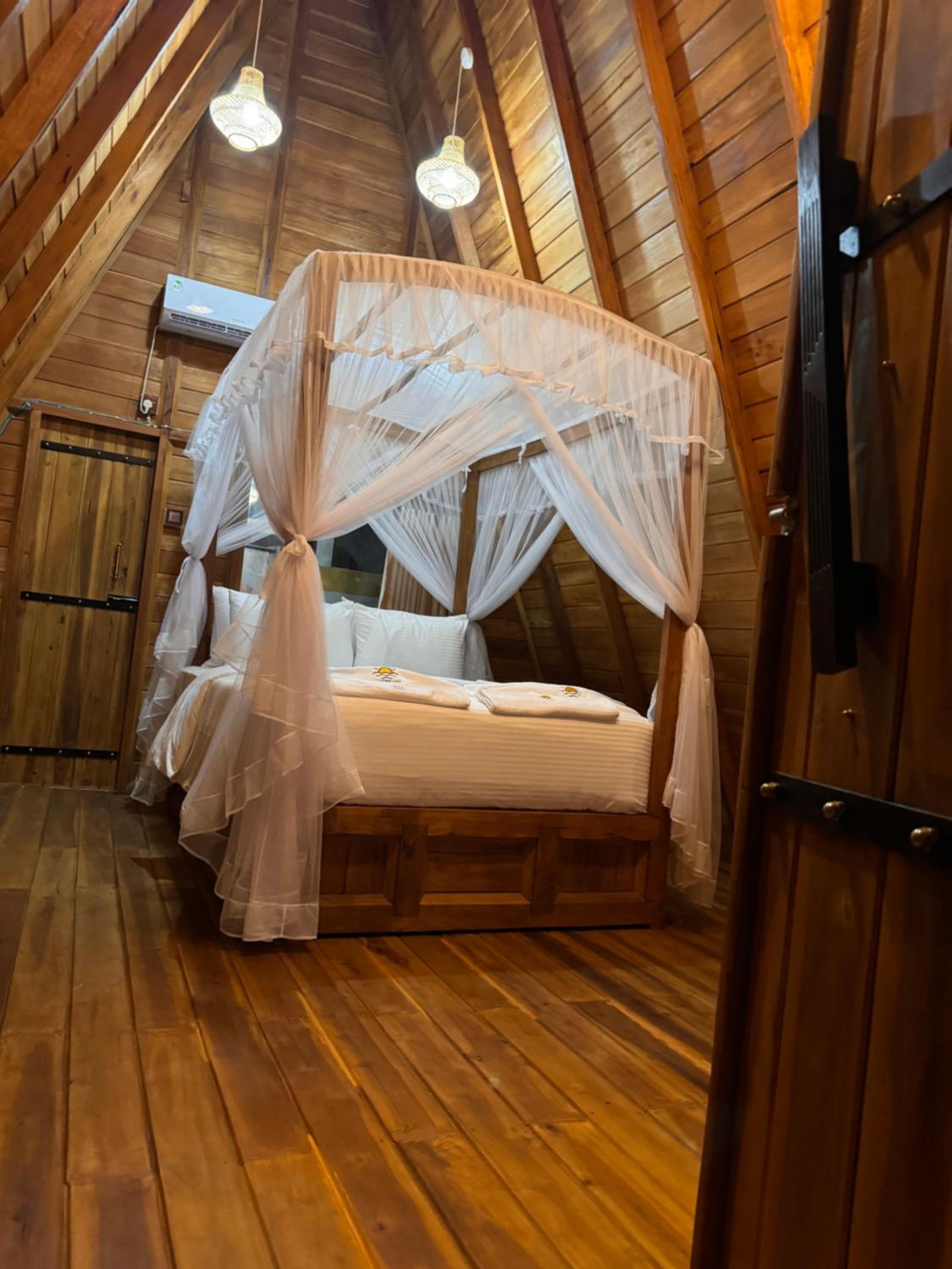 Triple Room with Lake View
